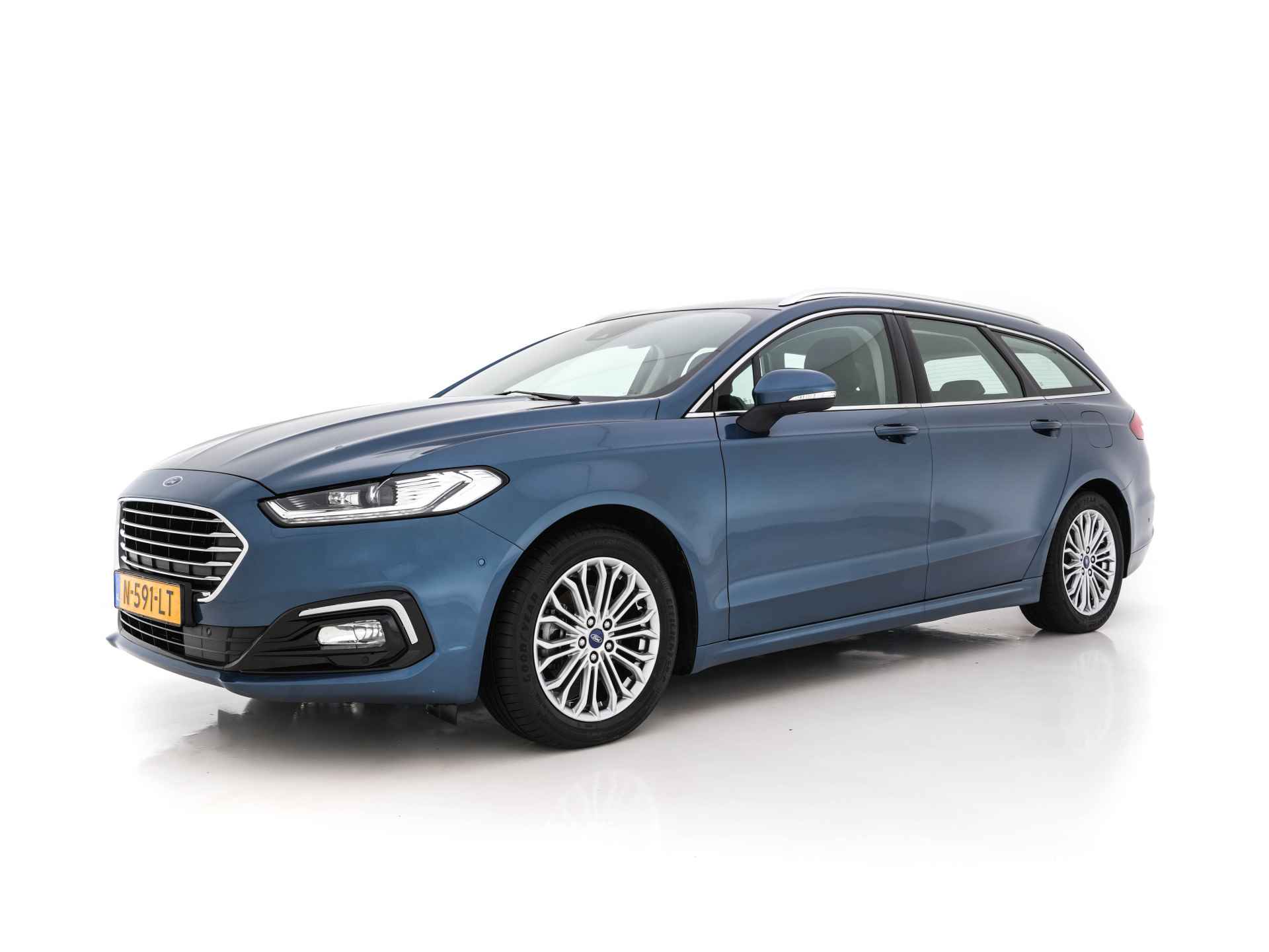 Ford Mondeo Wagon 2.0 IVCT HEV Titanium Luxury-Pack (INCL-BTW) Aut. *FULL-LEATHER | ADAPTIVE-CRUISE | FULL-LED | SONY-AUDIO | BLIND-SPOT | MEMORY-PACK | CAMERA | COMFORT-SEATS | NAVI-FULLMAP | ECC | PDC | TOWBAR | 17''ALU * - 3/34