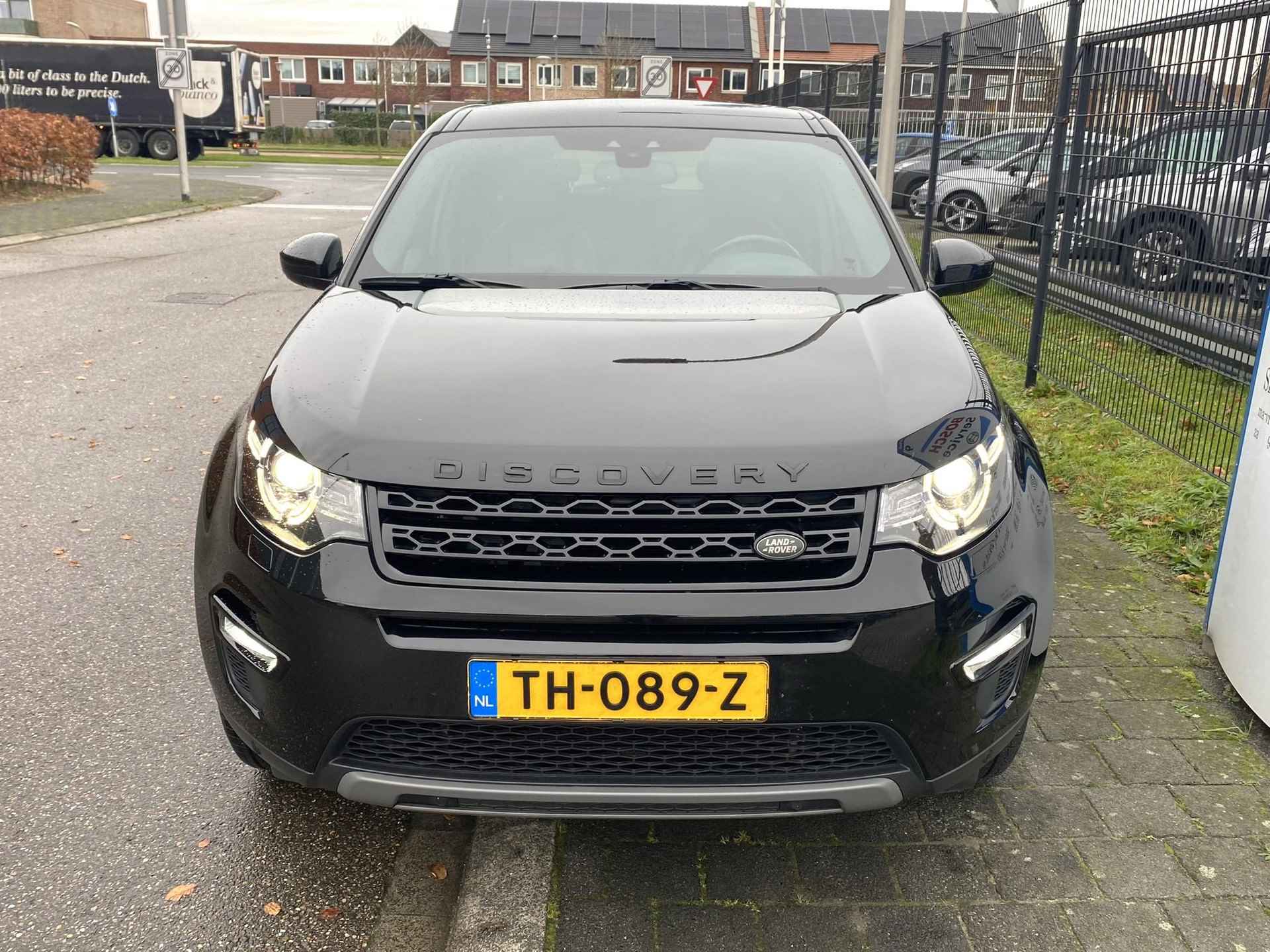 Land Rover Discovery Sport 2.0 Si4 240pk aut. 4WD Urban Series SE Dynamic NL-auto van 1e eig met o.a. panodak, leer, Bi-xenon, Meridian, winterpakket, etc. - 8/31