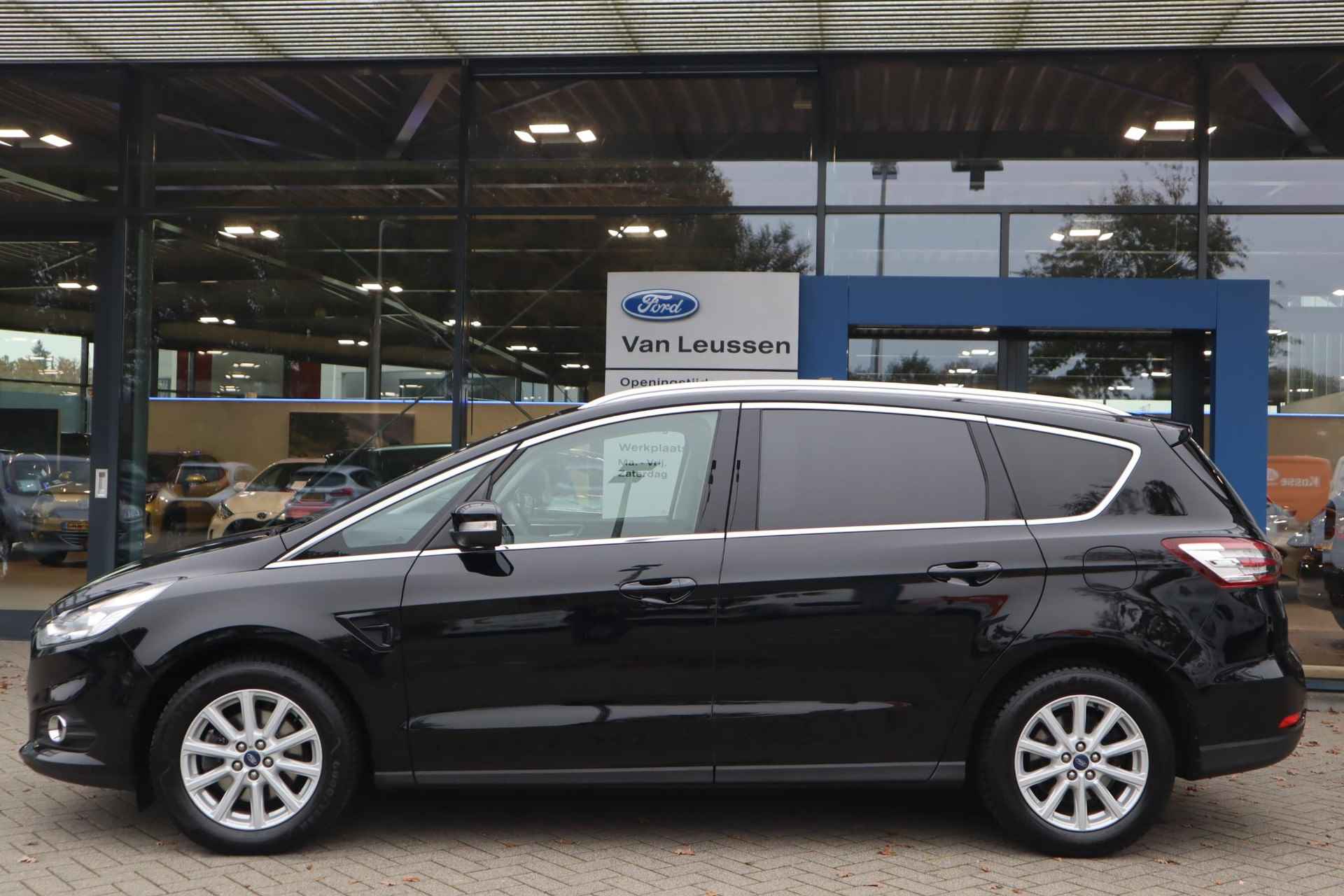 Ford S-Max 1.5 160PK TITANIUM 7-PERSOONS NAVI KEYLESS STOELVERW. SONY-AUDIO LED PARK-SENSOREN ALL-SEASON - 2/34