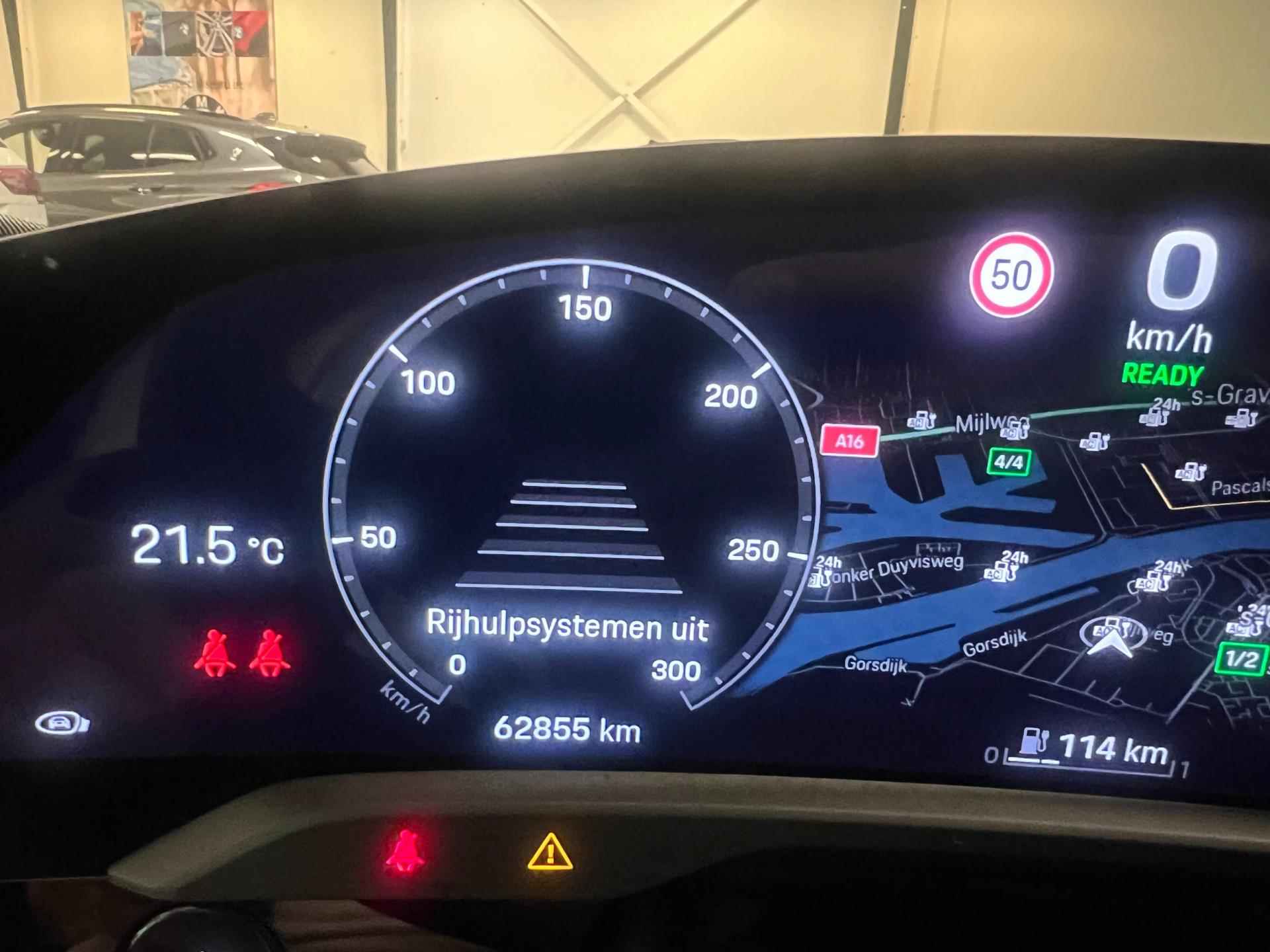 Porsche Taycan Performance 84 kWh 21'' PANO/NAVI/DAB/CARPLAY/BOSE/CAM/// - 39/59