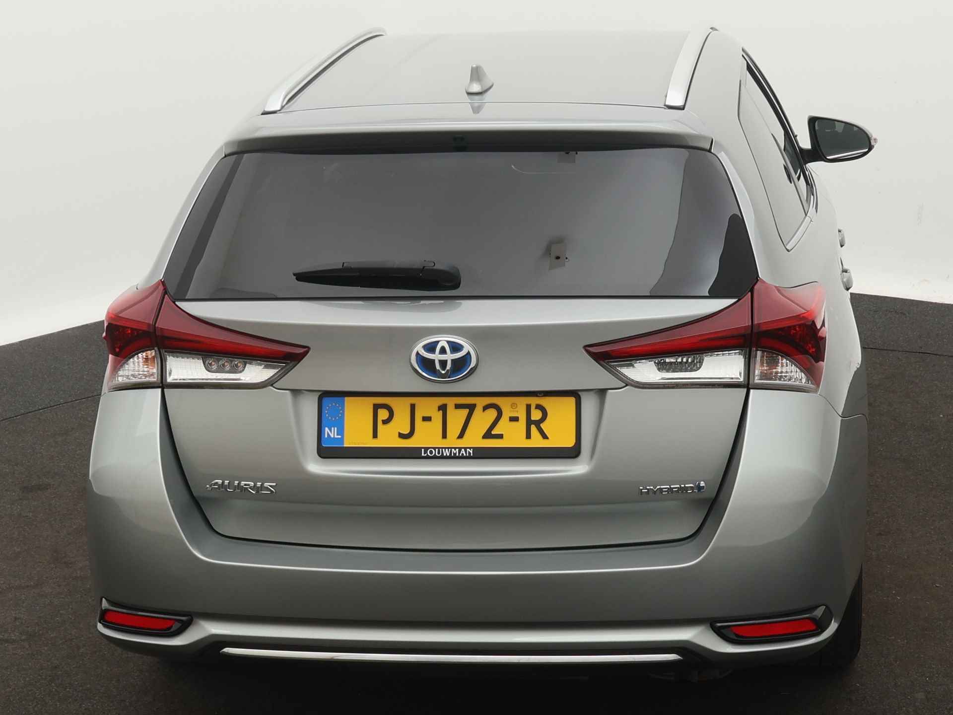 Toyota Auris Touring Sports 1.8 Hybrid Dynamic Go | Navigatie | Camera | LM velgen | Climate Control | - 29/43