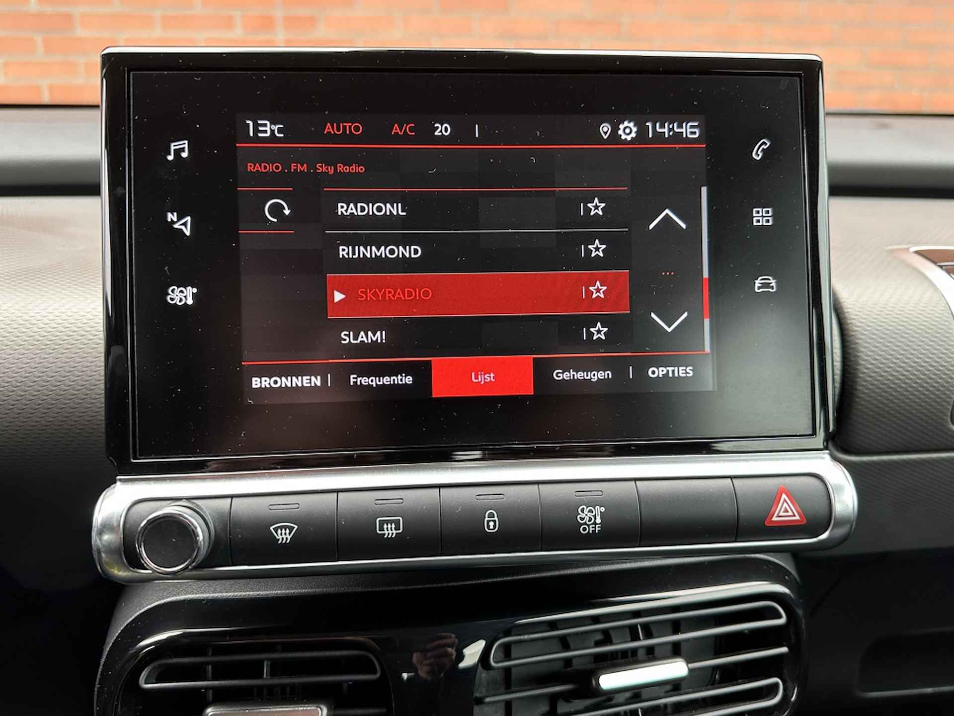 Citroen C4 Cactus 1.2 PureTech Feel 110PK 1e eigenaar Carplay Stoelverwarming - 16/29