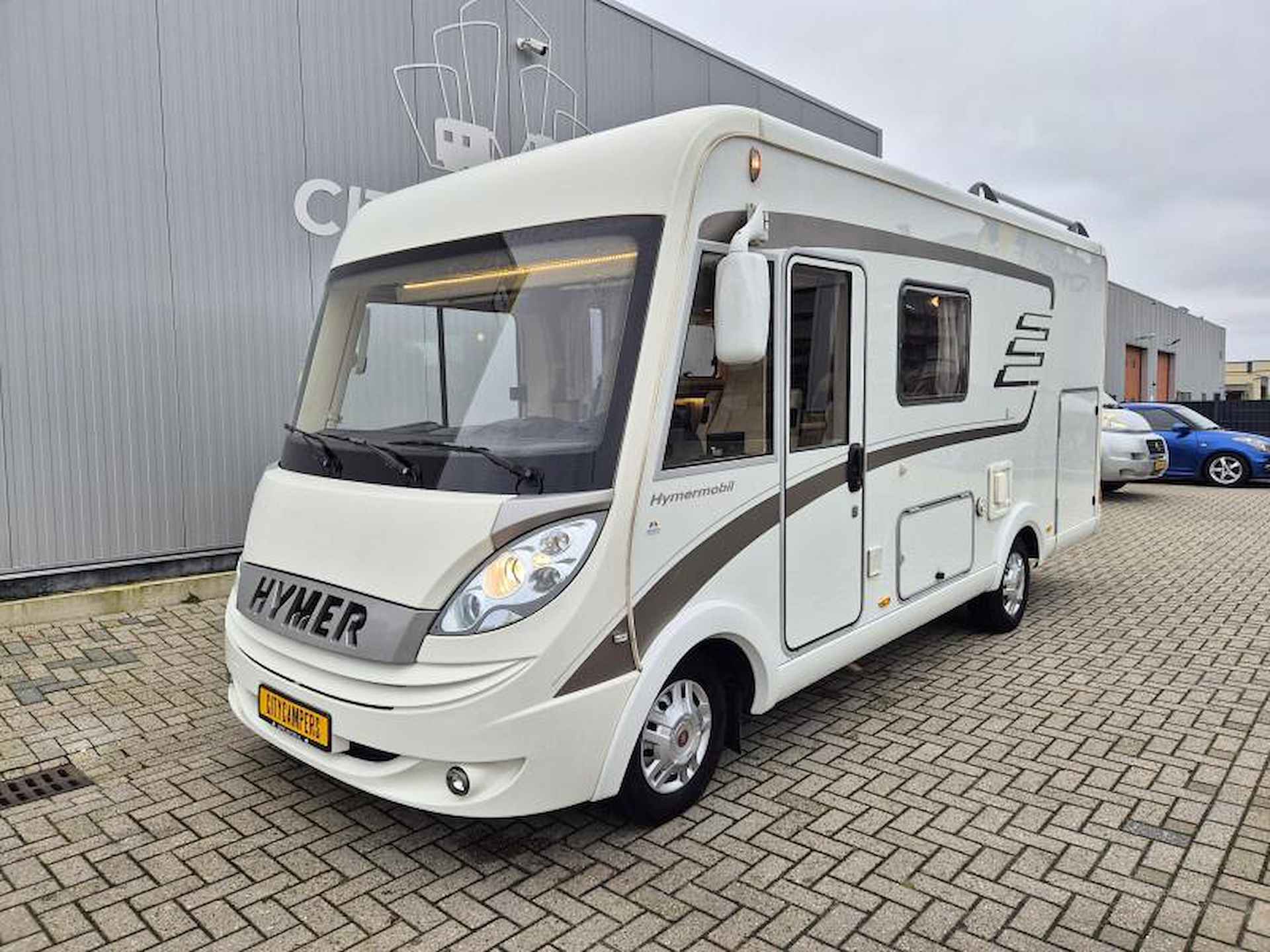 Hymer B514  Hefbed / Zonnepanelen - 20/25