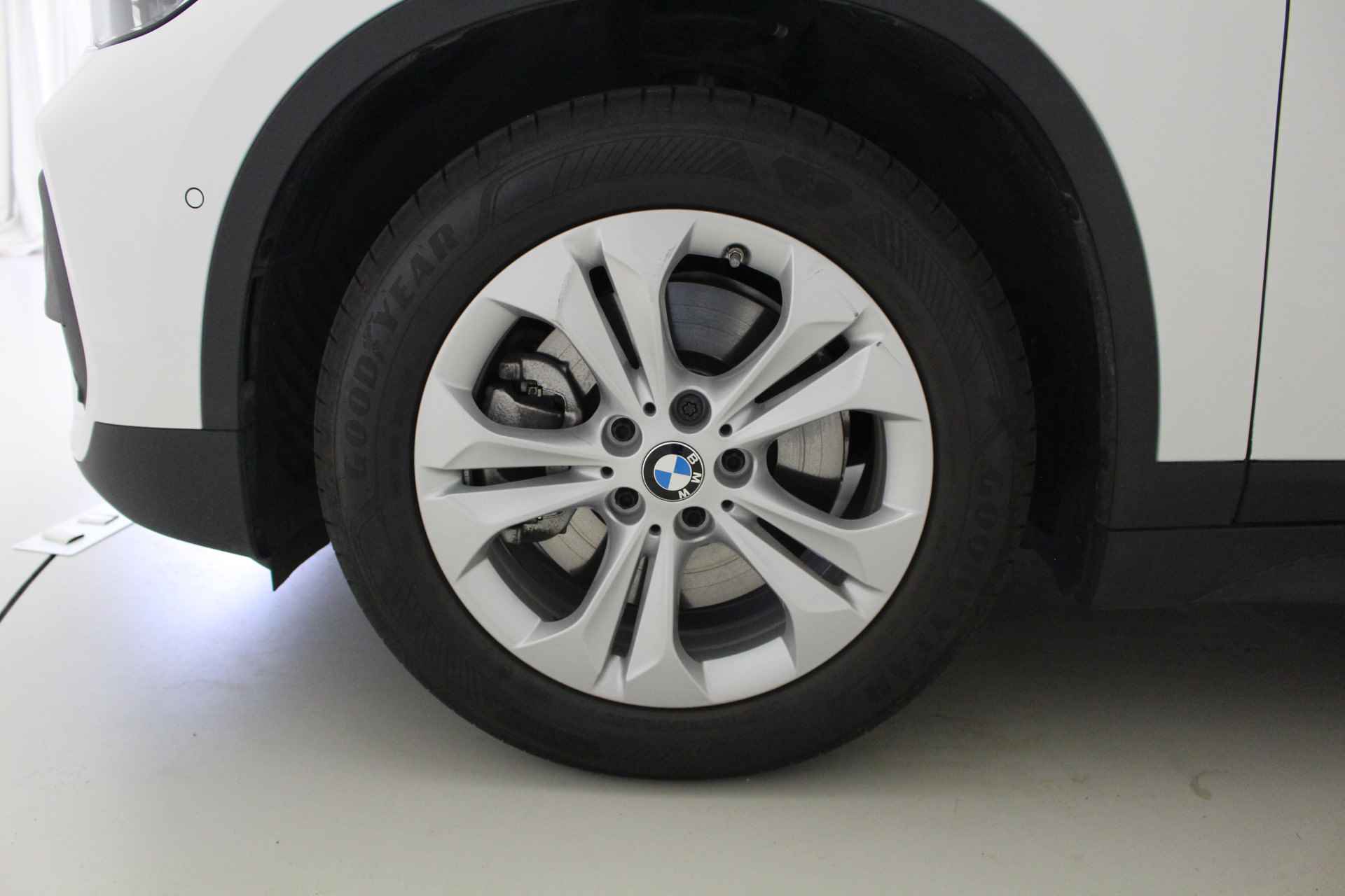 BMW X1 xDrive25e | Camera | Stoelverwarming | 13.000 km!!  | 2 jaar BMW Garantie - 6/20