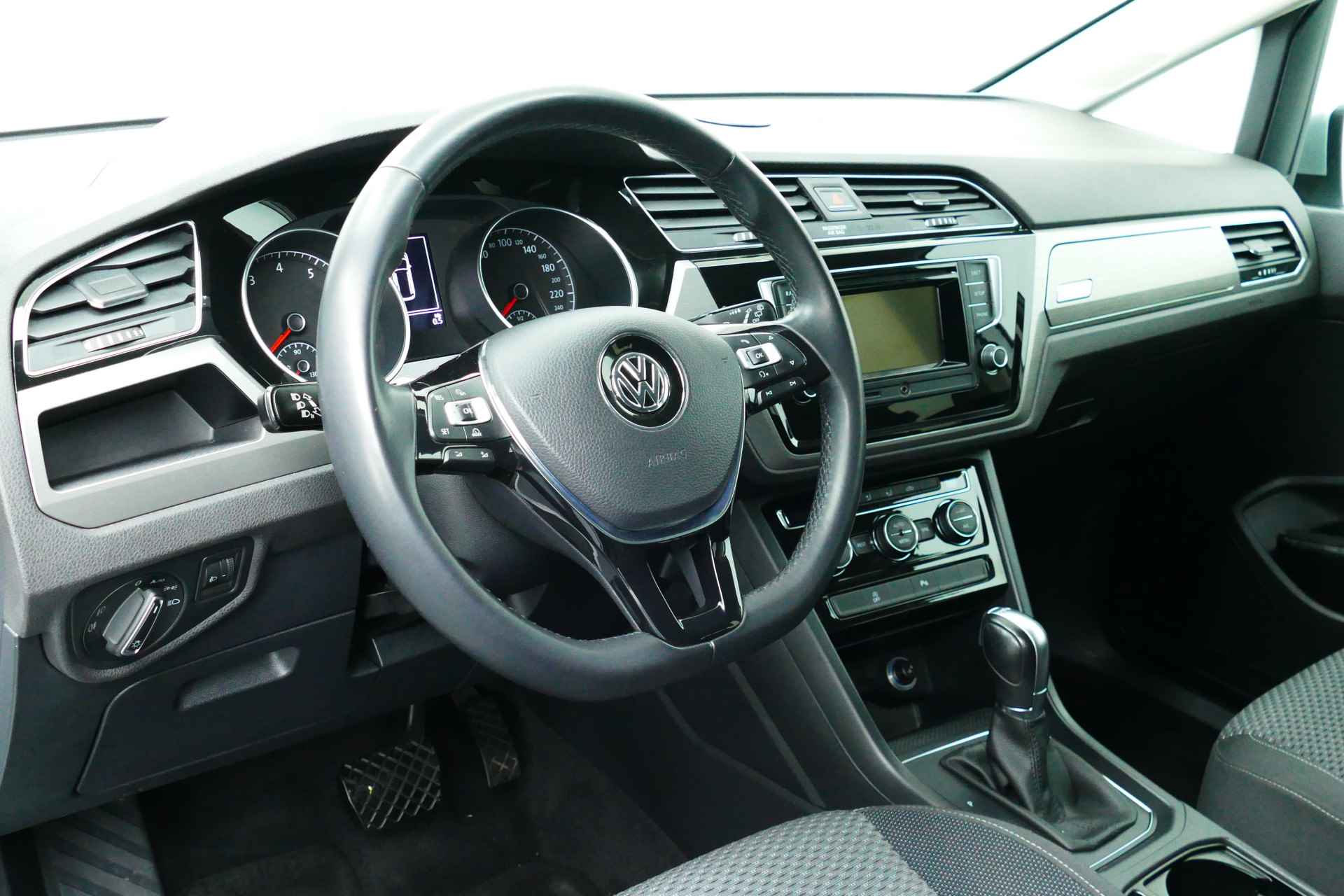 Volkswagen Touran 1.4 TSI Comfortline 1-Eig. Clima, Cruise, PDC V+A, 16"LMV, Haak 1500kg - 12/35