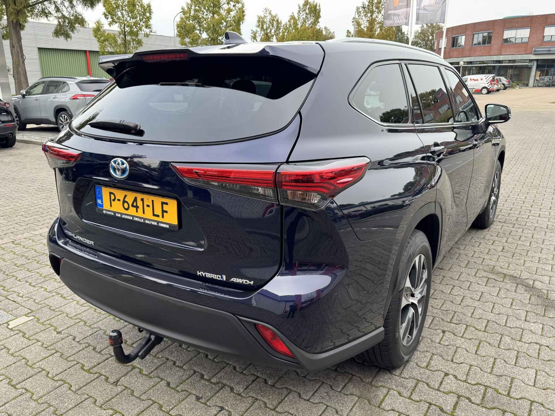 Toyota Highlander 2.5 AWD HYBRID 1E EIG-NL-AUTO LEDER AFN-TREKHAAK 2000KG-TREKGEW STOELVERW KEYLESS AD-CRUISE CAMERA APPLE/ANDROID - 3/38