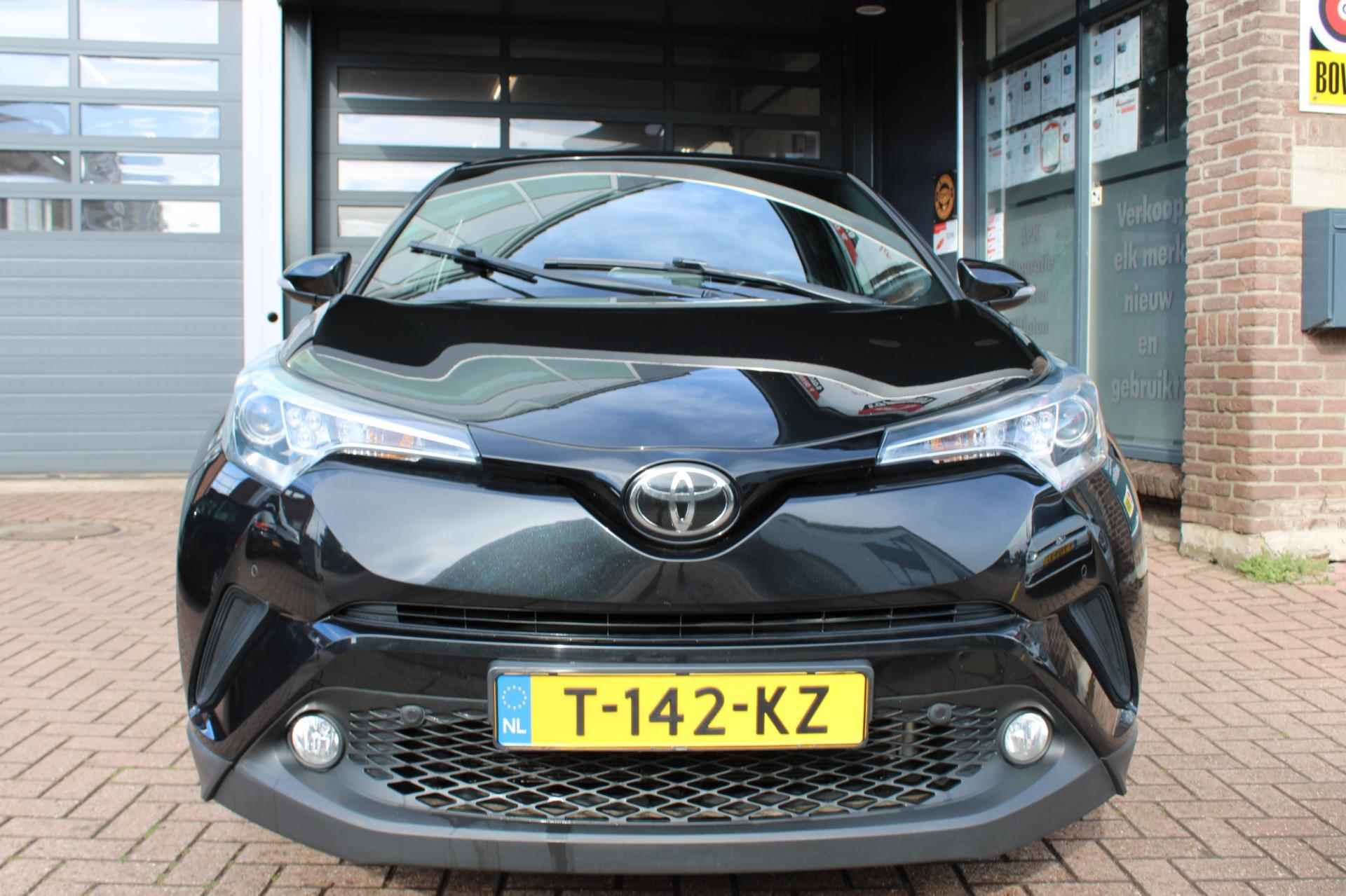 Toyota C-HR 1.2 Premium // Stoelverwarming // Camera // Cruise // Leer - 8/29