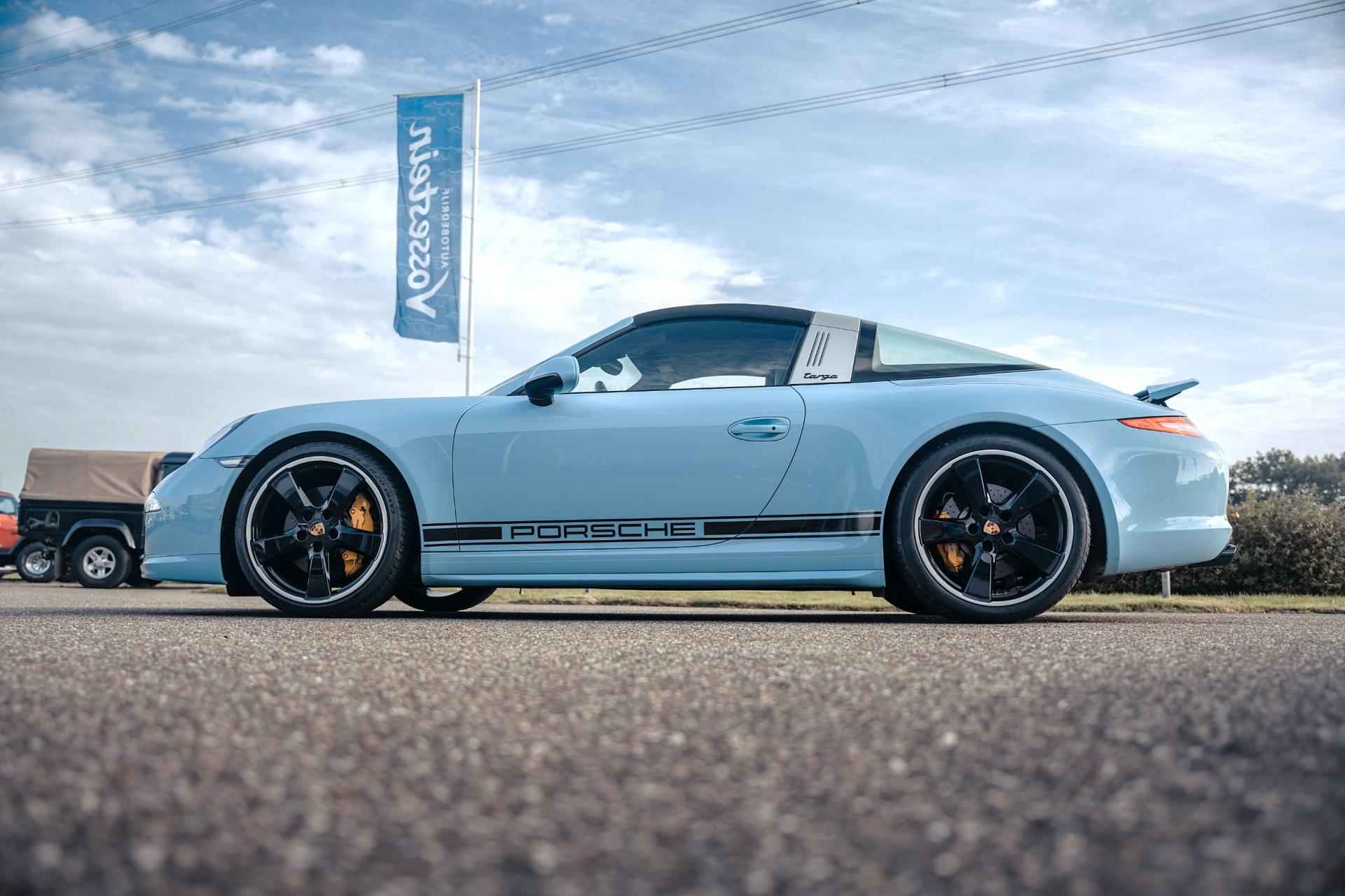 Porsche 911 3.8 Targa 4S Exclusive Edition 1of15 / Powerkit / PCCB / Burmester / Orig. NL & Full options! - 53/59