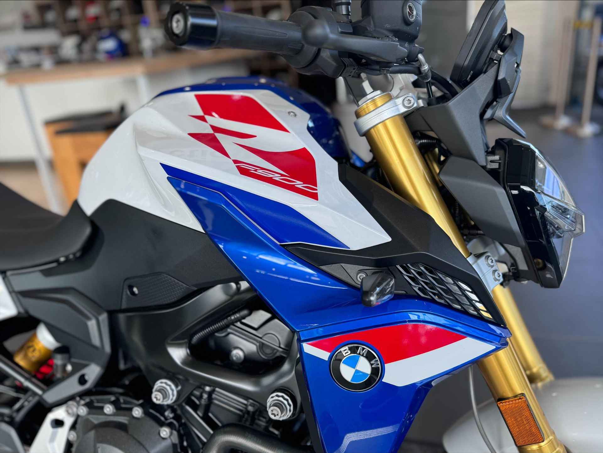 BMW F 900 R SPORT - 5/11