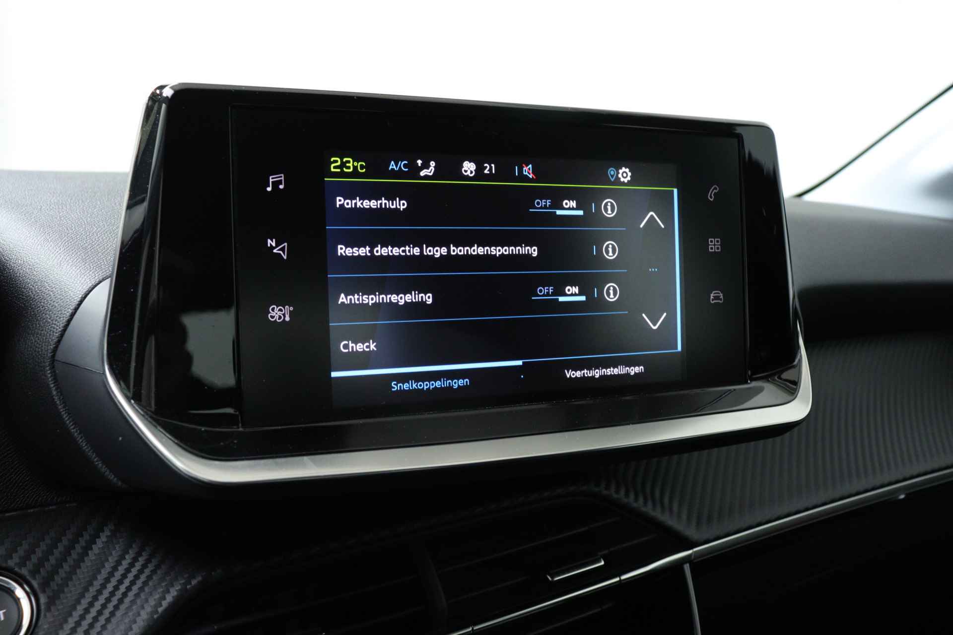 Peugeot e-208 EV Active Pack 50 kWh 135PK | Parkeersensoren | Apple/Android Carplay | Clima | LED | Bluetooth | Spraakbediening | Lane-Assist - 18/28