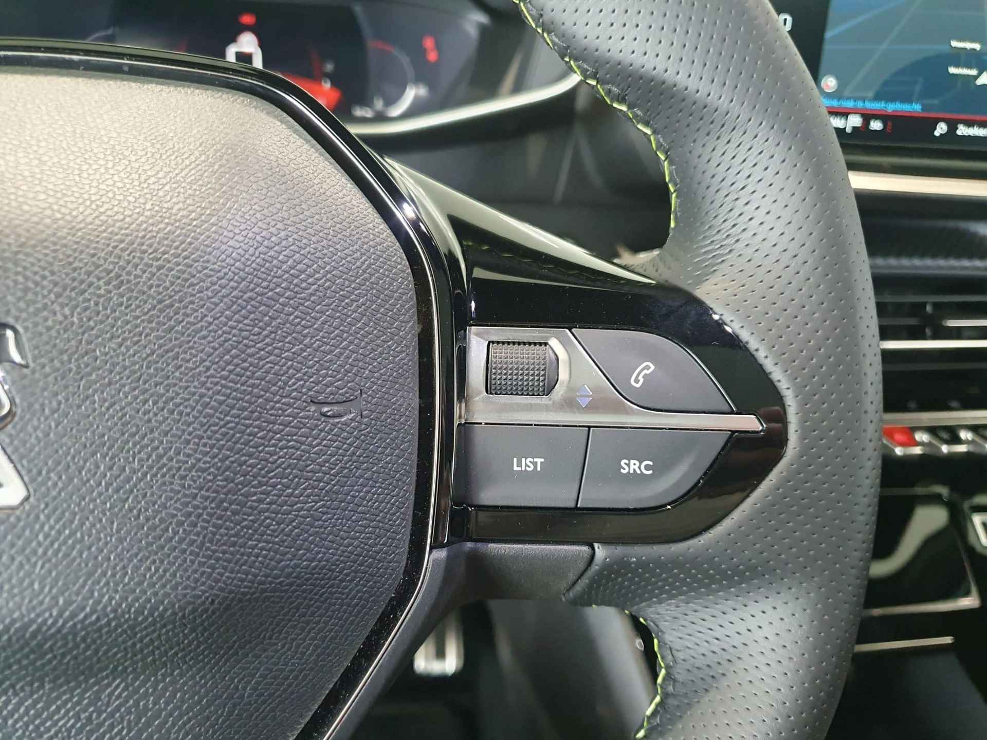 Peugeot 208 1.2 PureTech GT  | Parkeersensoren | Camera | Apple/android CarPlay | Lage kilometerstand - 16/37