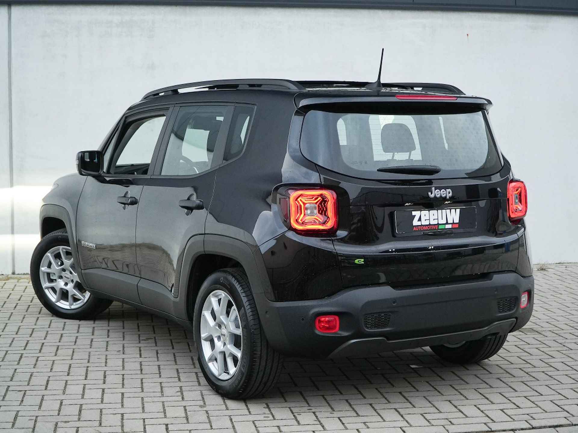 Jeep Renegade 1.5T e-Hybrid 130 PK Altitude | Pano | Tech Pack - 11/25