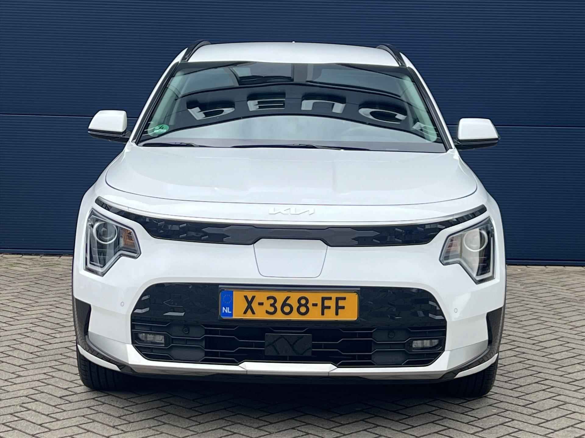 KIA e-Niro 64,8 kWh 204pk Aut Edition | Navigatie | Parkeersensoren | Parkeercamera | Climate control | - 6/43