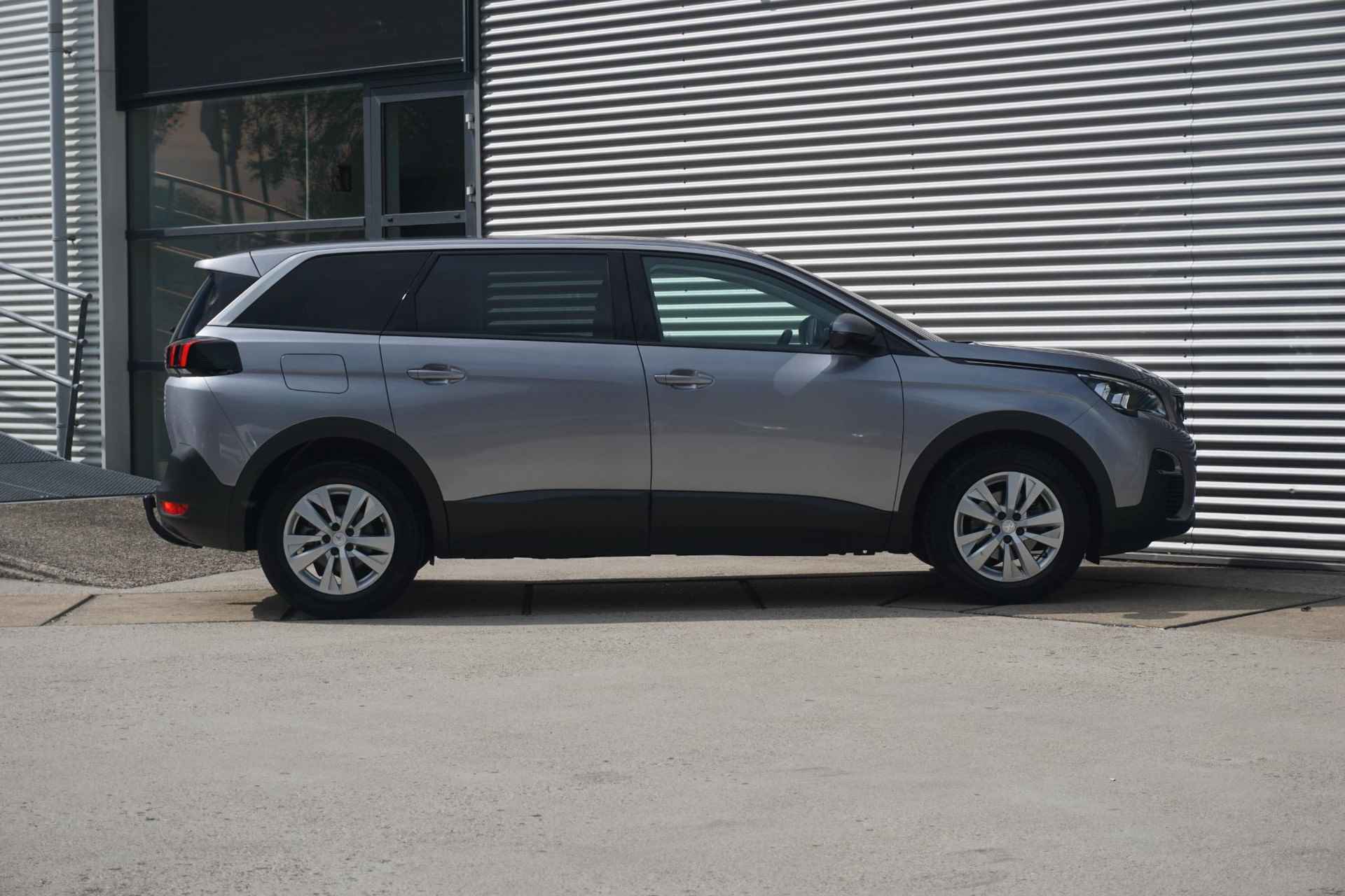 Peugeot 5008 1.2 PureTech Blue Lease Executive Afn. trekhaak | All-season banden - 6/43