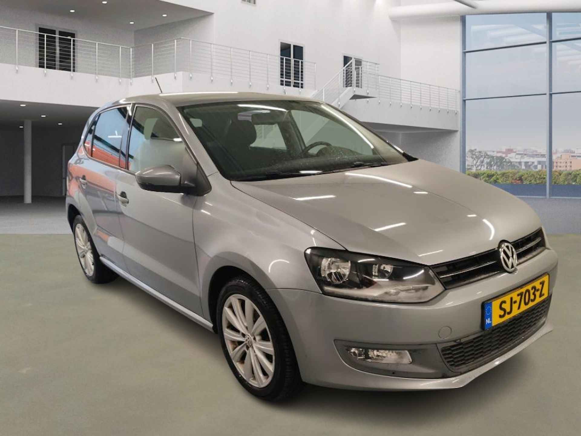 Volkswagen Polo 1.4-16V Highline - 2/10