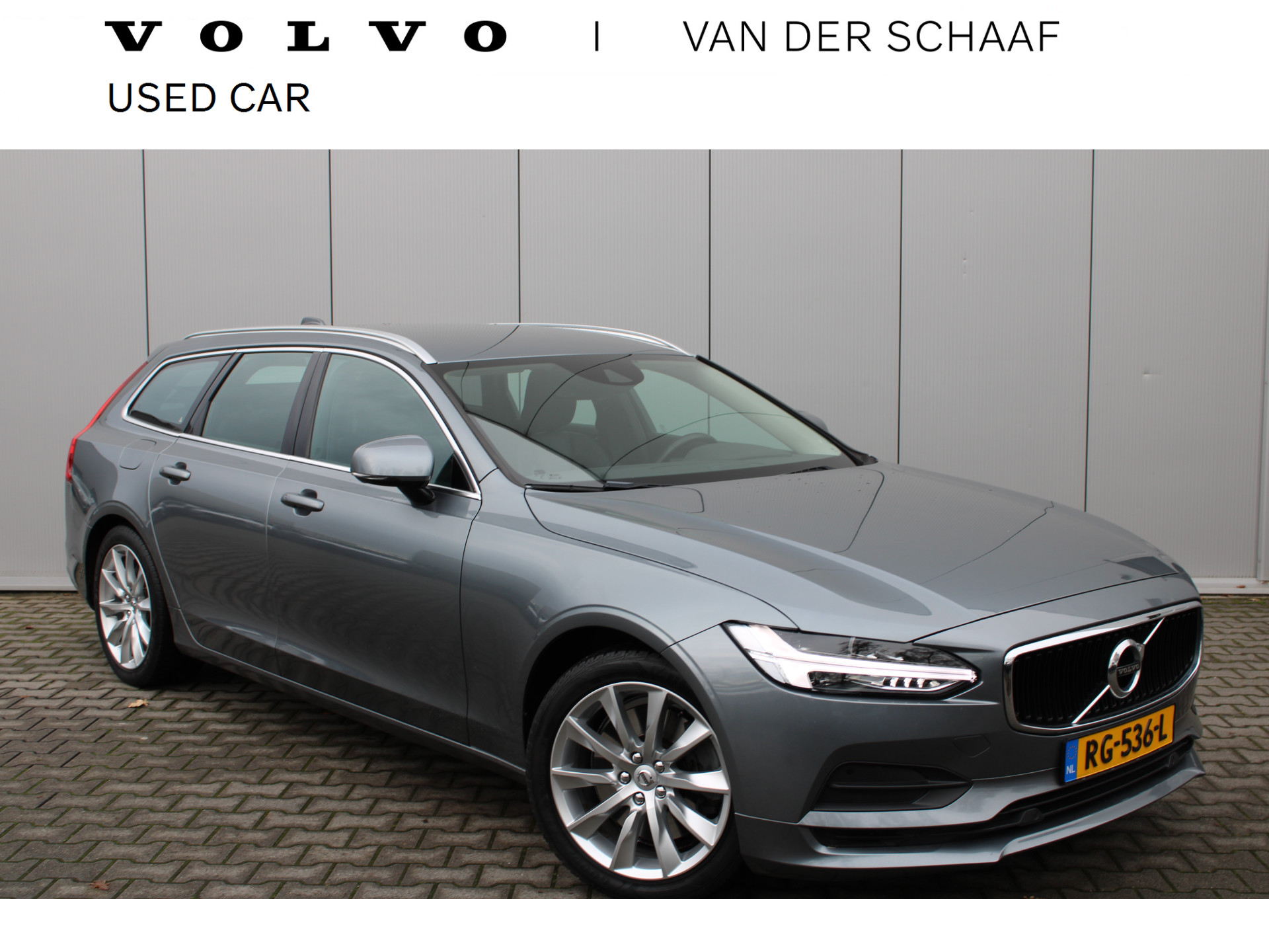 Volvo V90 T5 Automaat Momentum | BLIS | Trekhaak | Keyless entry