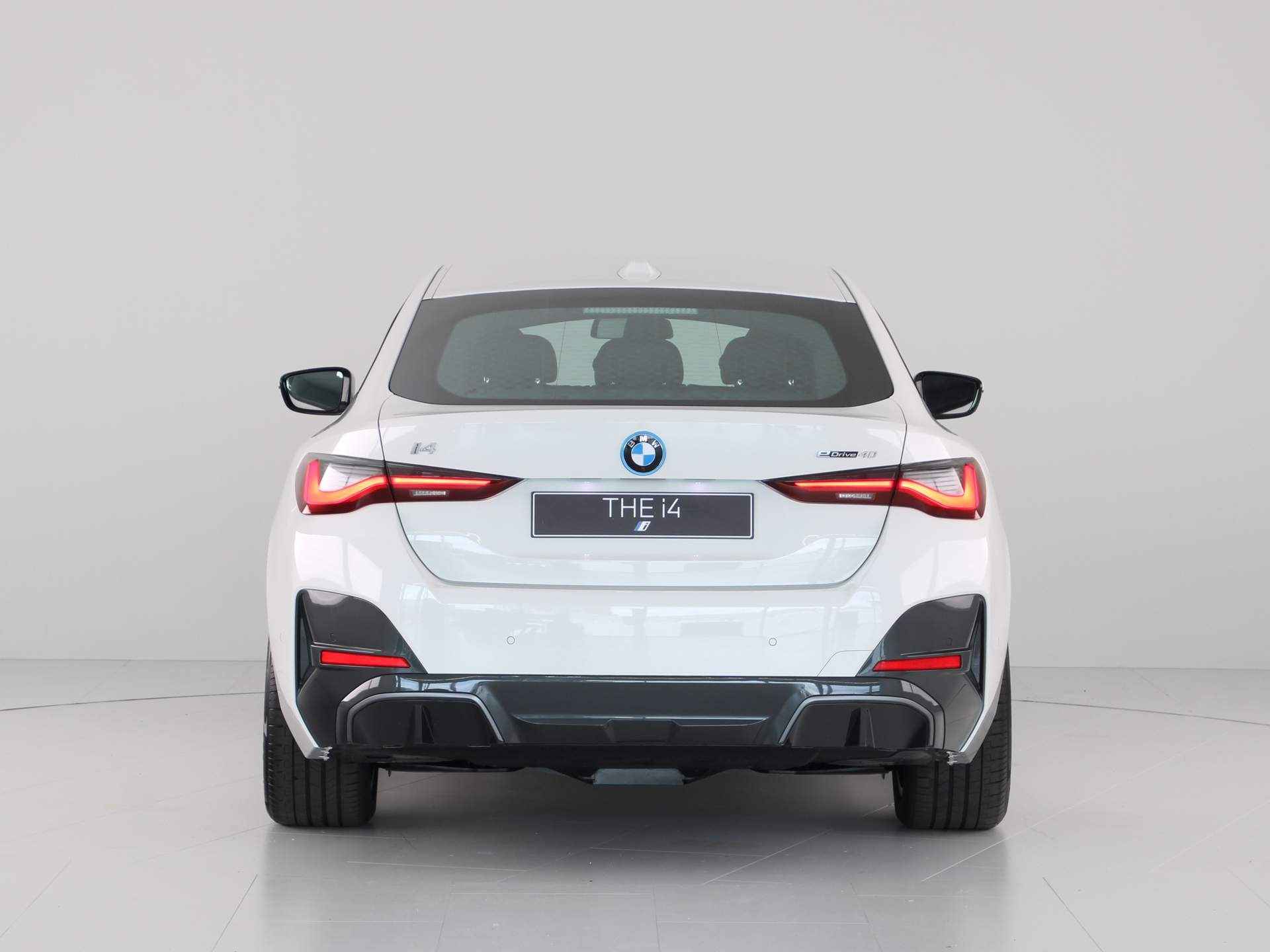 BMW i4 eDrive40 84 kWh M-Sport - 11/24