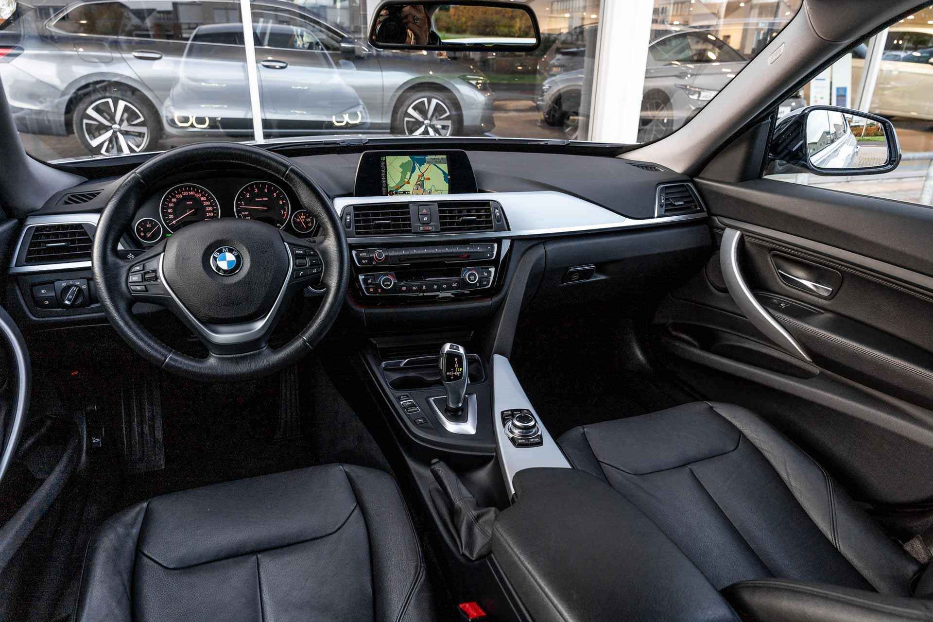 BMW 3-serie Gran Turismo 320i High Executive | Navigatie | Leder | PDC | Elektrische achterklep - 33/48