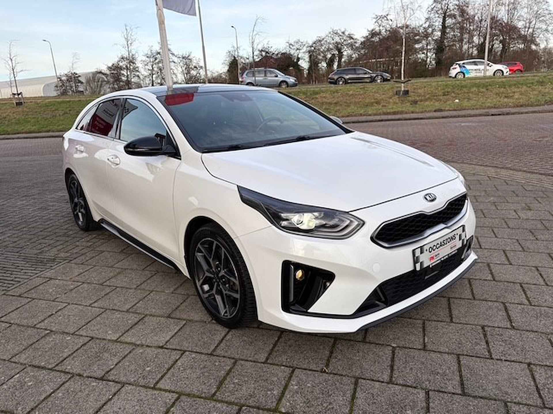 Kia ProCeed 1.5 T-GDi MHEV GT-Line Edition | Navi | Leer | Pano | 63.880 km Dealeronderhouden - 5/24