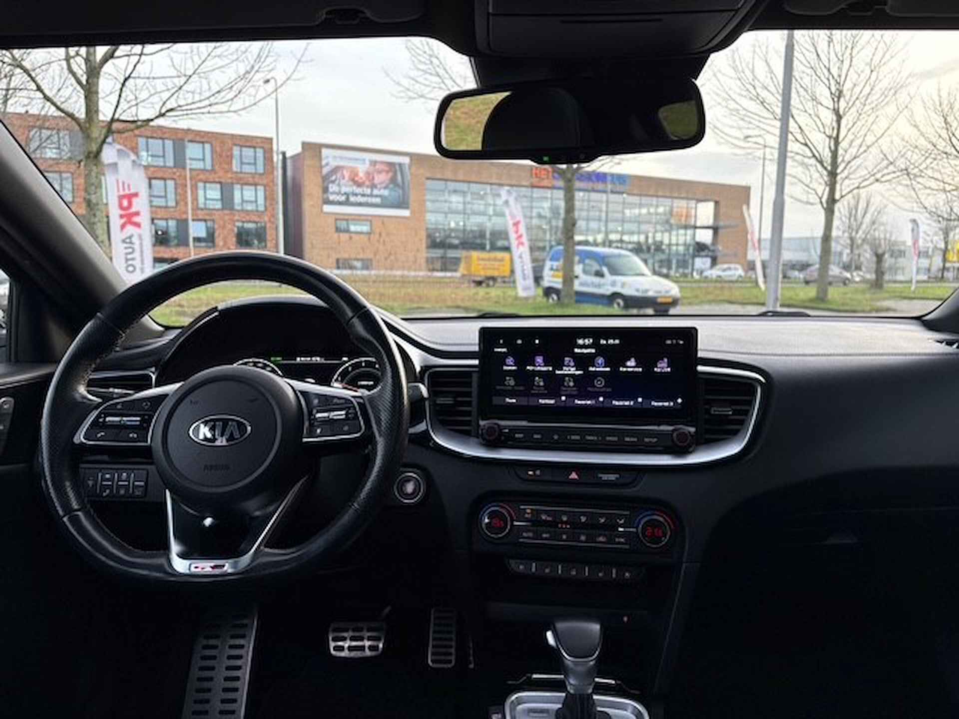 Kia ProCeed 1.5 T-GDi MHEV GT-Line Edition | Navi | Leer | Pano | 63.880 km Dealeronderhouden - 23/24