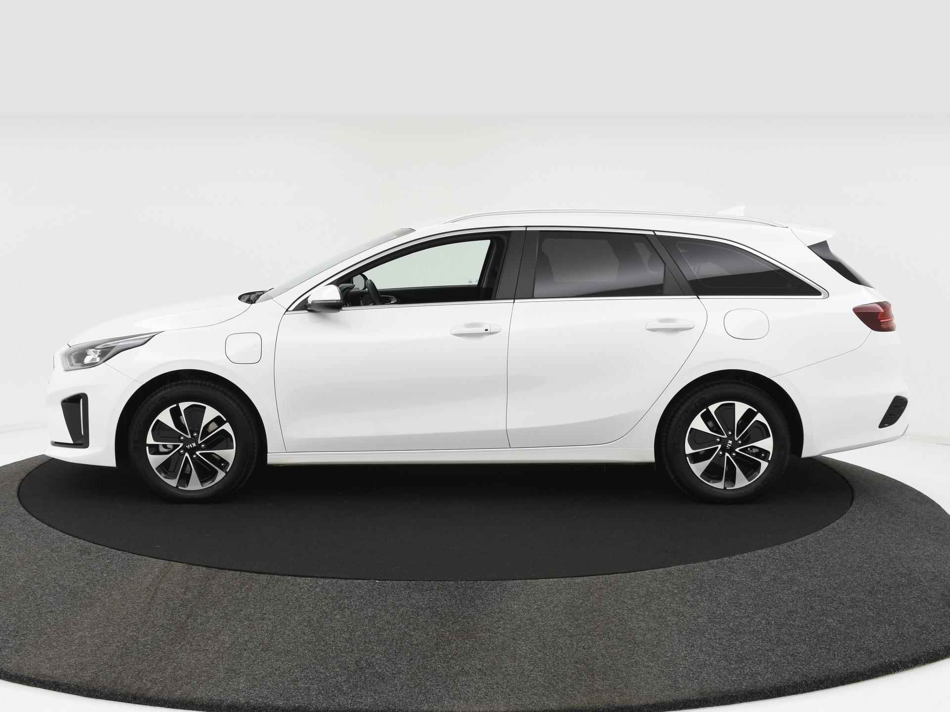 Kia Ceed Sportswagon 1.6 GDI 140PK PHEV DynamicLine NAVI|CAMERA|LED|STOEL+STUURVERW|CLIMA|CRUISE - 11/37