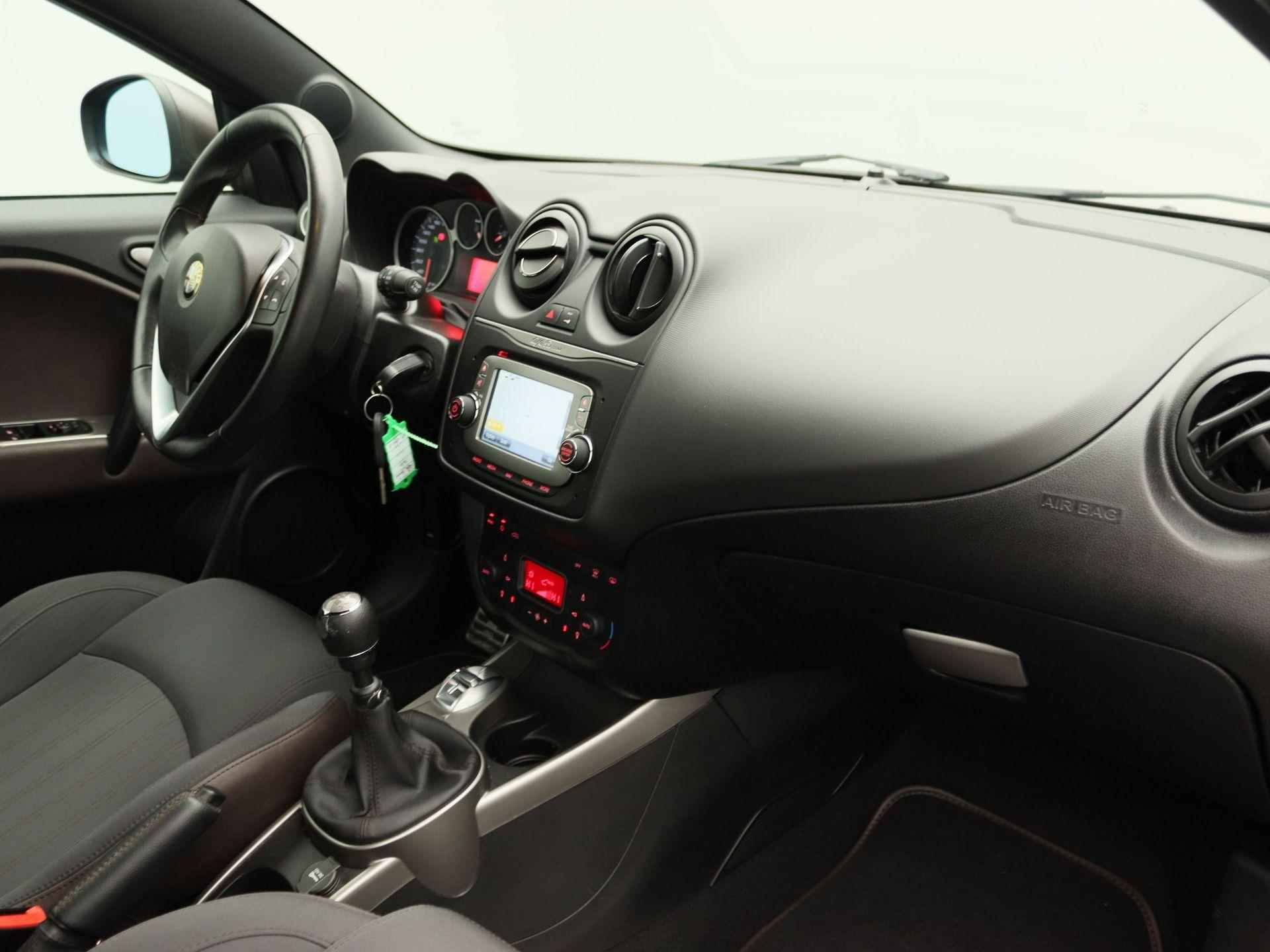 Alfa Romeo MiTo 0.9 TwinAir Racer | Navigatie | Climate Control | - 20/27