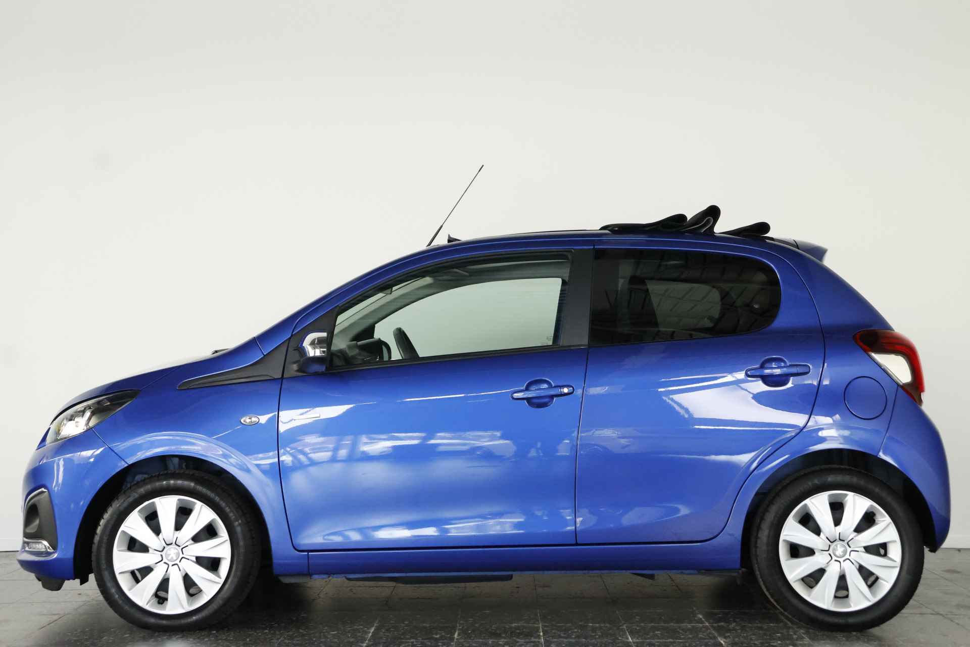 Peugeot 108 1.0 e-VTi Style TOP! / Opendak / Airco / CarPlay / Camera - 23/23