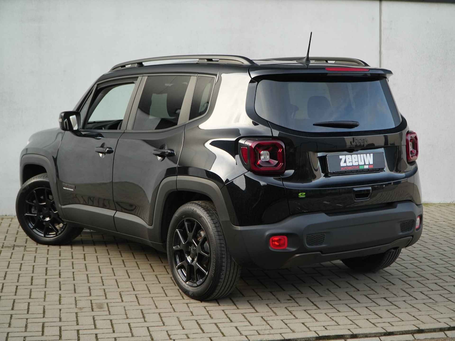 Jeep Renegade 1.5 T e-Hybrid 130 PK Upland | LED | Carplay | Camera | 17" - 13/32