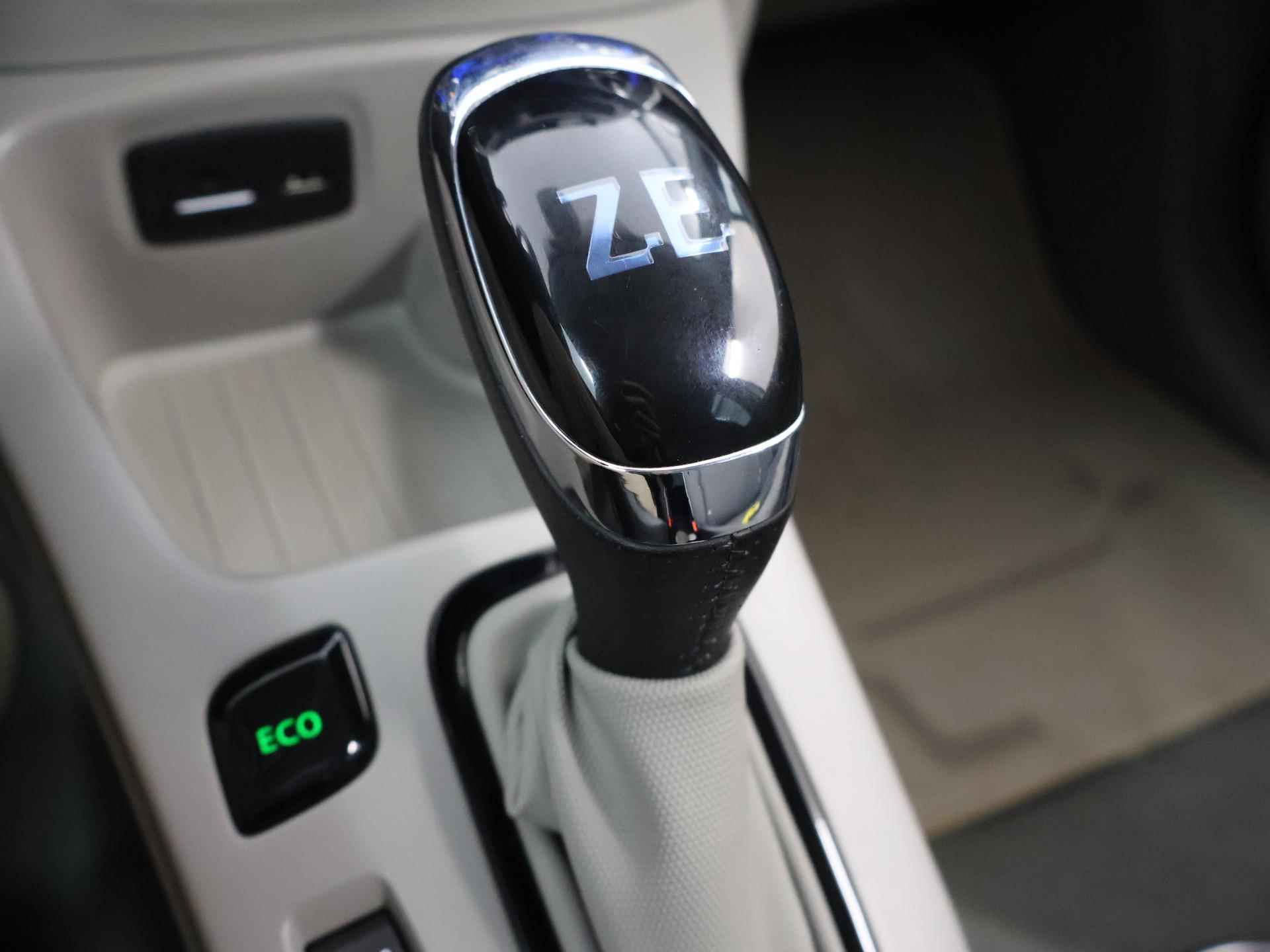 Renault ZOE Q210 Zen Quickcharge 22 kWh (ex Accu) | Navigatie | Airco | Cruise Controle | Bluetooth | - 27/39