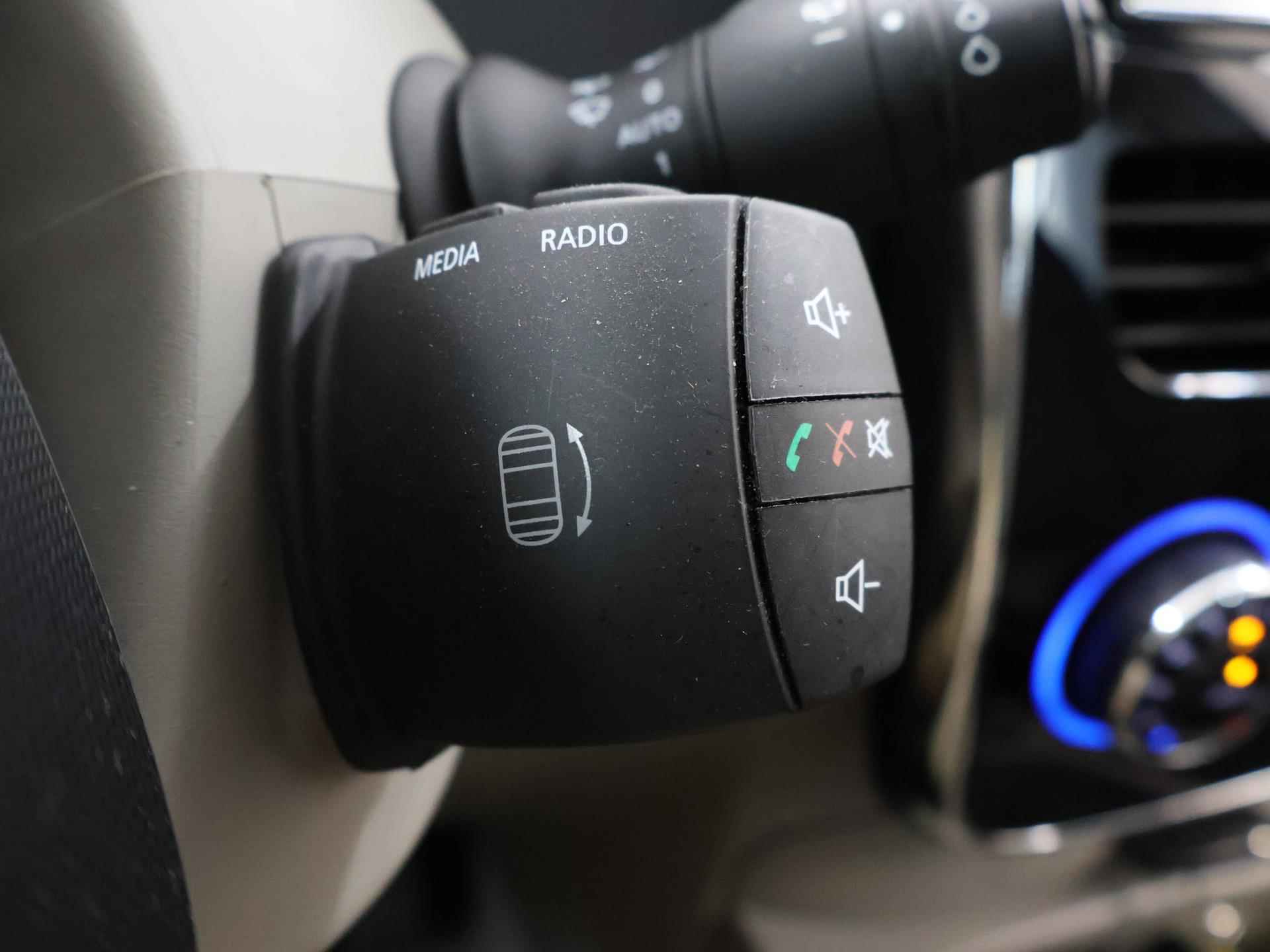 Renault ZOE Q210 Zen Quickcharge 22 kWh (ex Accu) | Navigatie | Airco | Cruise Controle | Bluetooth | - 30/39