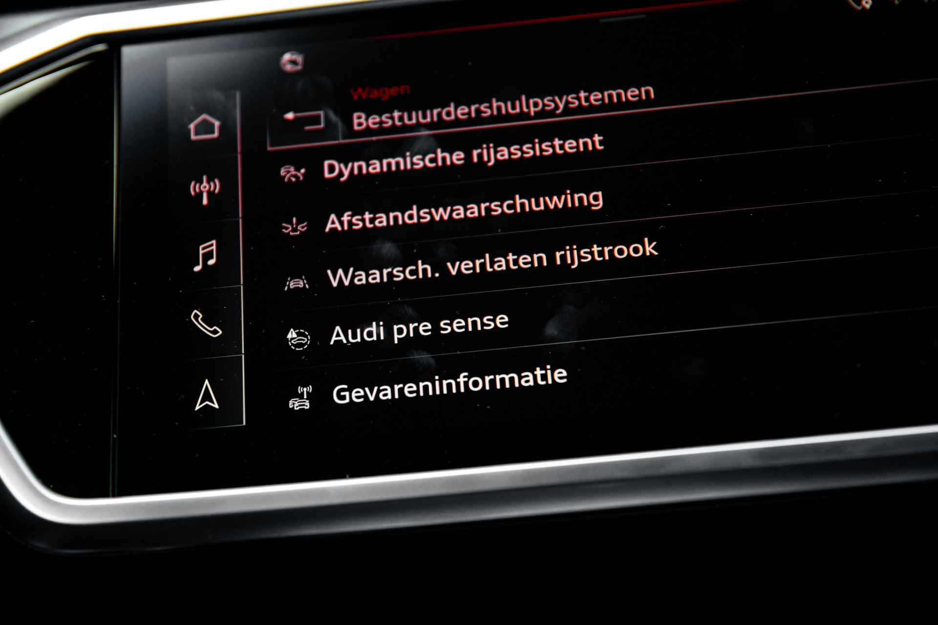 Audi A6 Avant 50 TFSI e 299pk S Edition | Assistentiepakket Tour | Privacy glass | Zwart optiek - 60/60