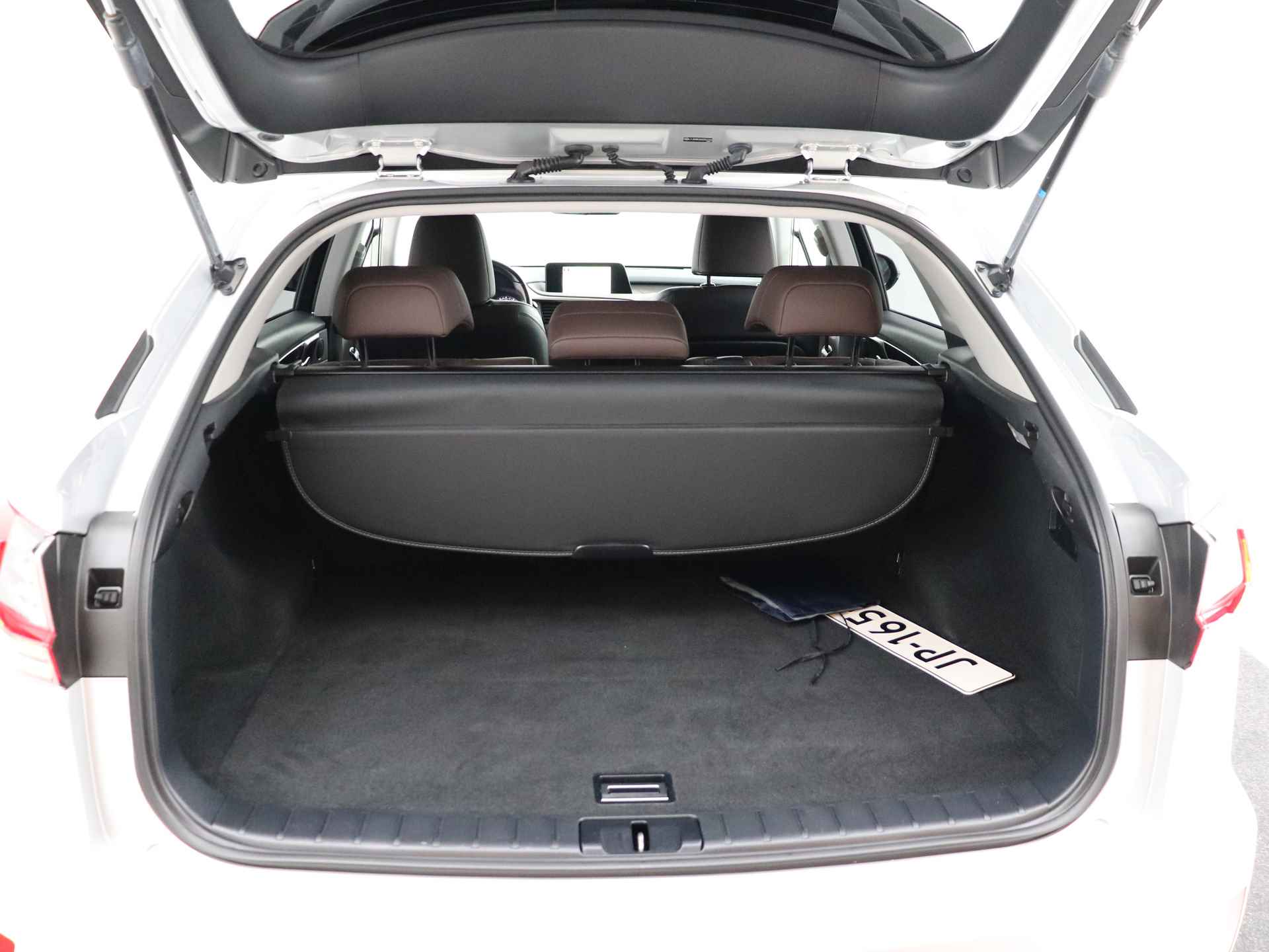 Lexus RX 450h AWD | Trekhaak | Stoelverwarming en -ventilatie | Safety System+ | - 37/50