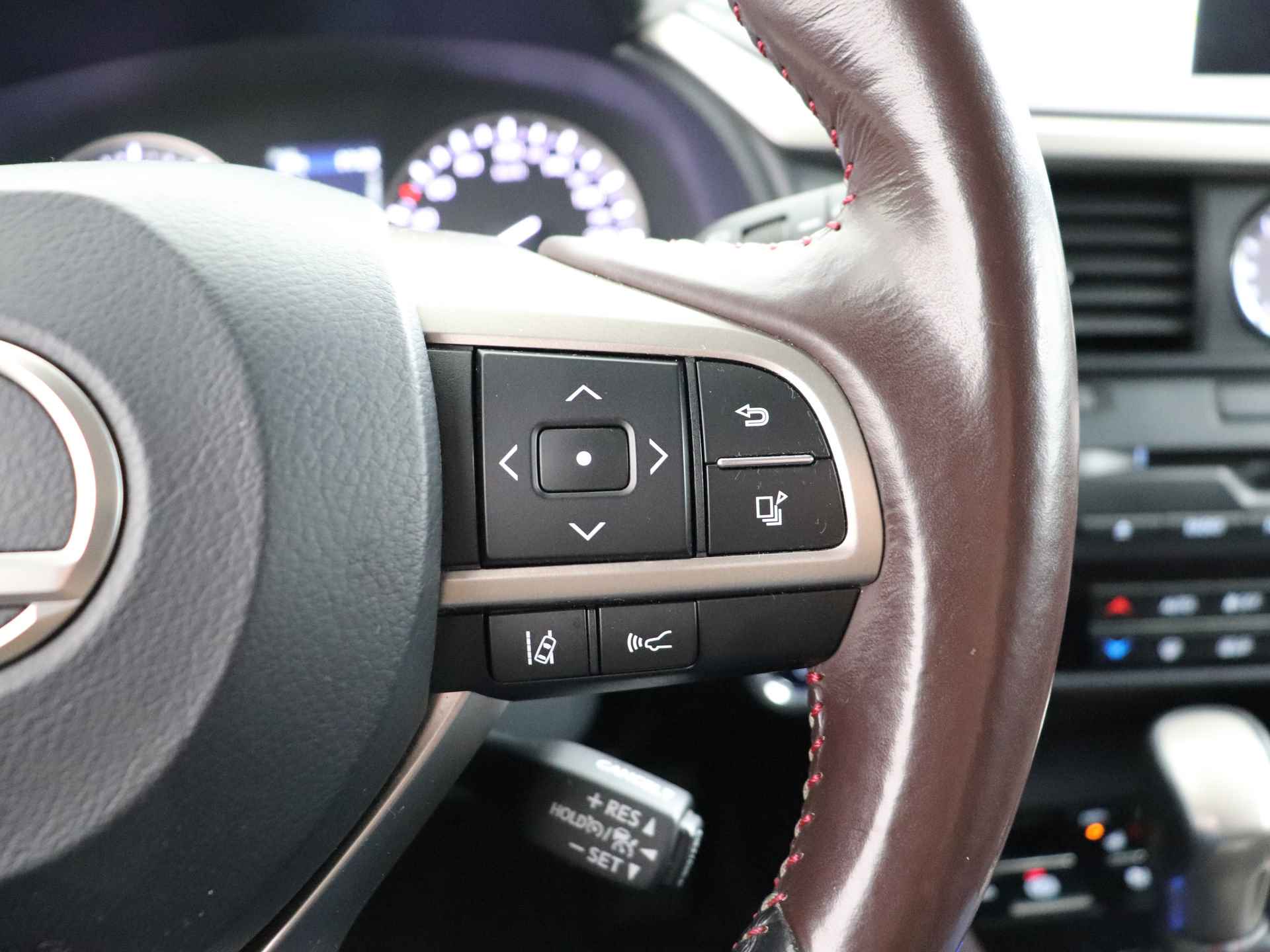 Lexus RX 450h AWD | Trekhaak | Stoelverwarming en -ventilatie | Safety System+ | - 19/50