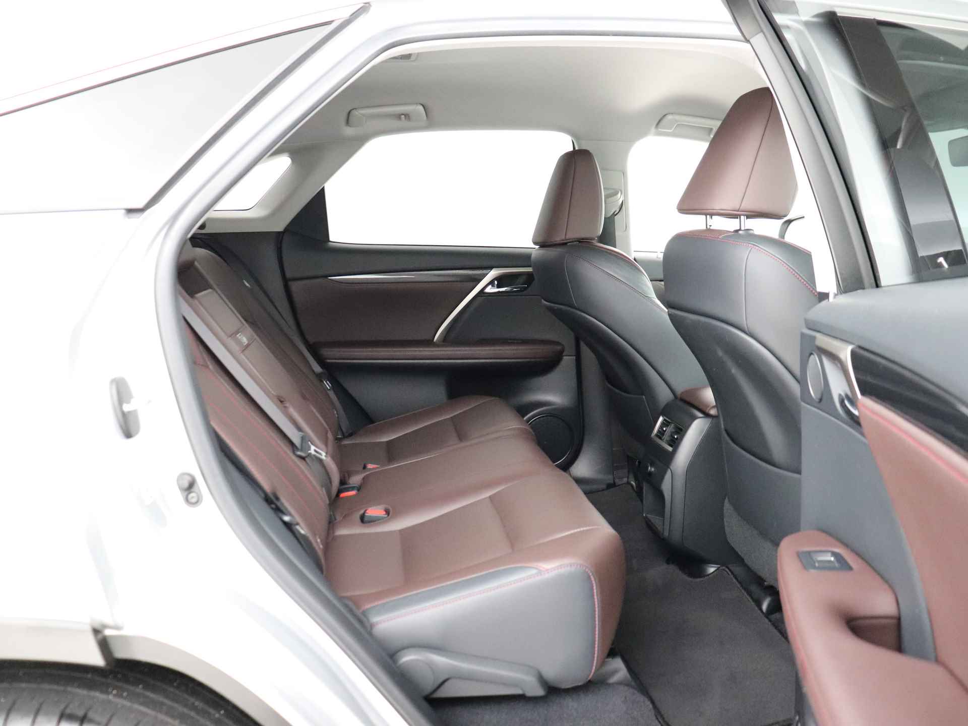 Lexus RX 450h AWD | Trekhaak | Stoelverwarming en -ventilatie | Safety System+ | - 27/50