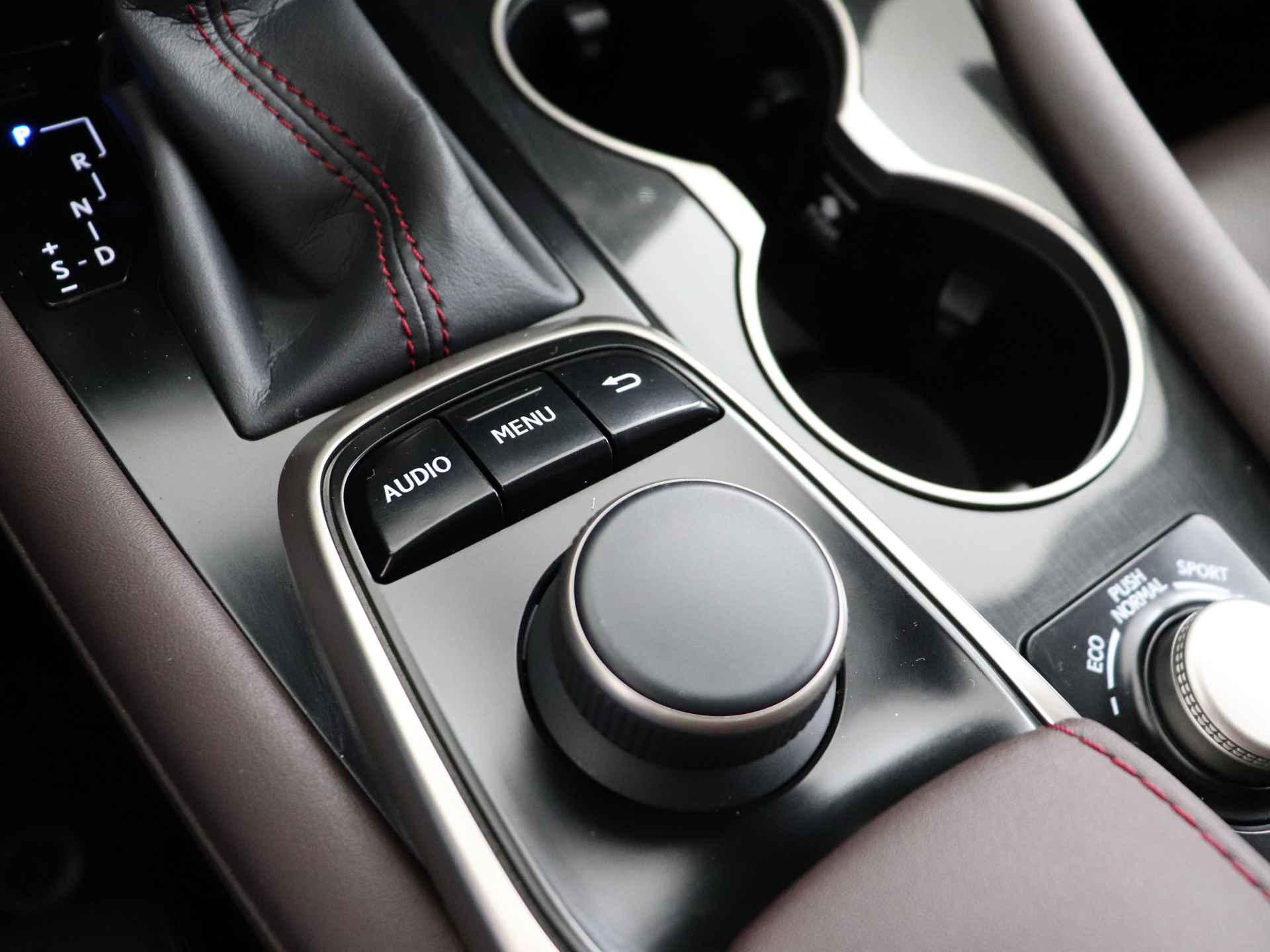 Lexus RX 450h AWD | Trekhaak | Stoelverwarming en -ventilatie | Safety System+ | - 31/50