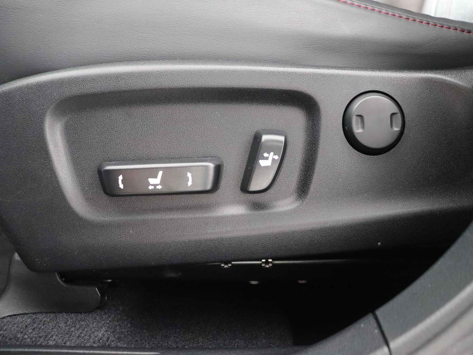 Lexus RX 450h AWD | Trekhaak | Stoelverwarming en -ventilatie | Safety System+ | - 33/50