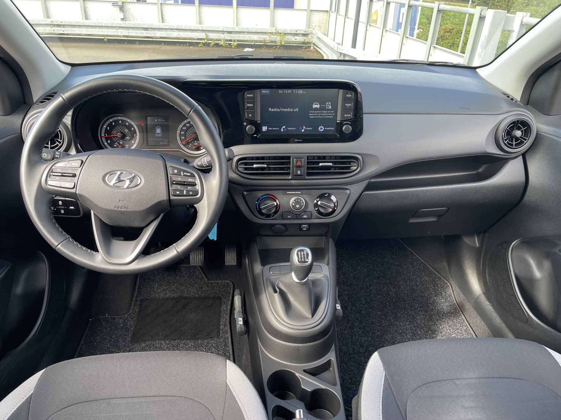 Hyundai i10 1.0 Comfort | Apple Carplay & Android Auto | Airconditioning | Rijklaarprijs! | - 13/34