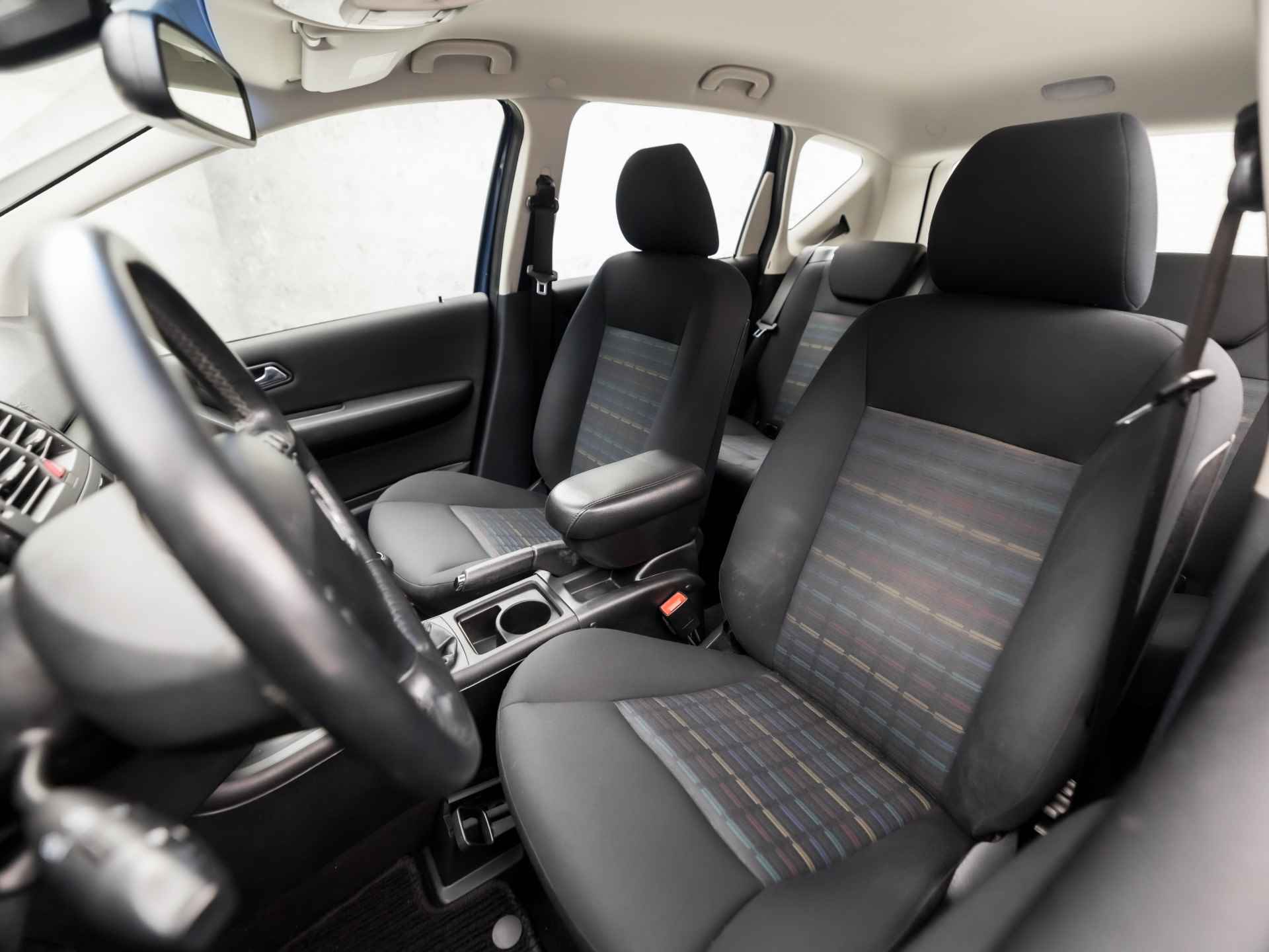 Mercedes-Benz A-Klasse 150 Classic (YOUNGTIMER, AIRCO, STOELVERWARMING, BLUETOOTH, LM VELGEN, SPORTSTOELEN, NIEUWE APK, ELEK RAMEN, NIEUWSTAAT) - 13/27