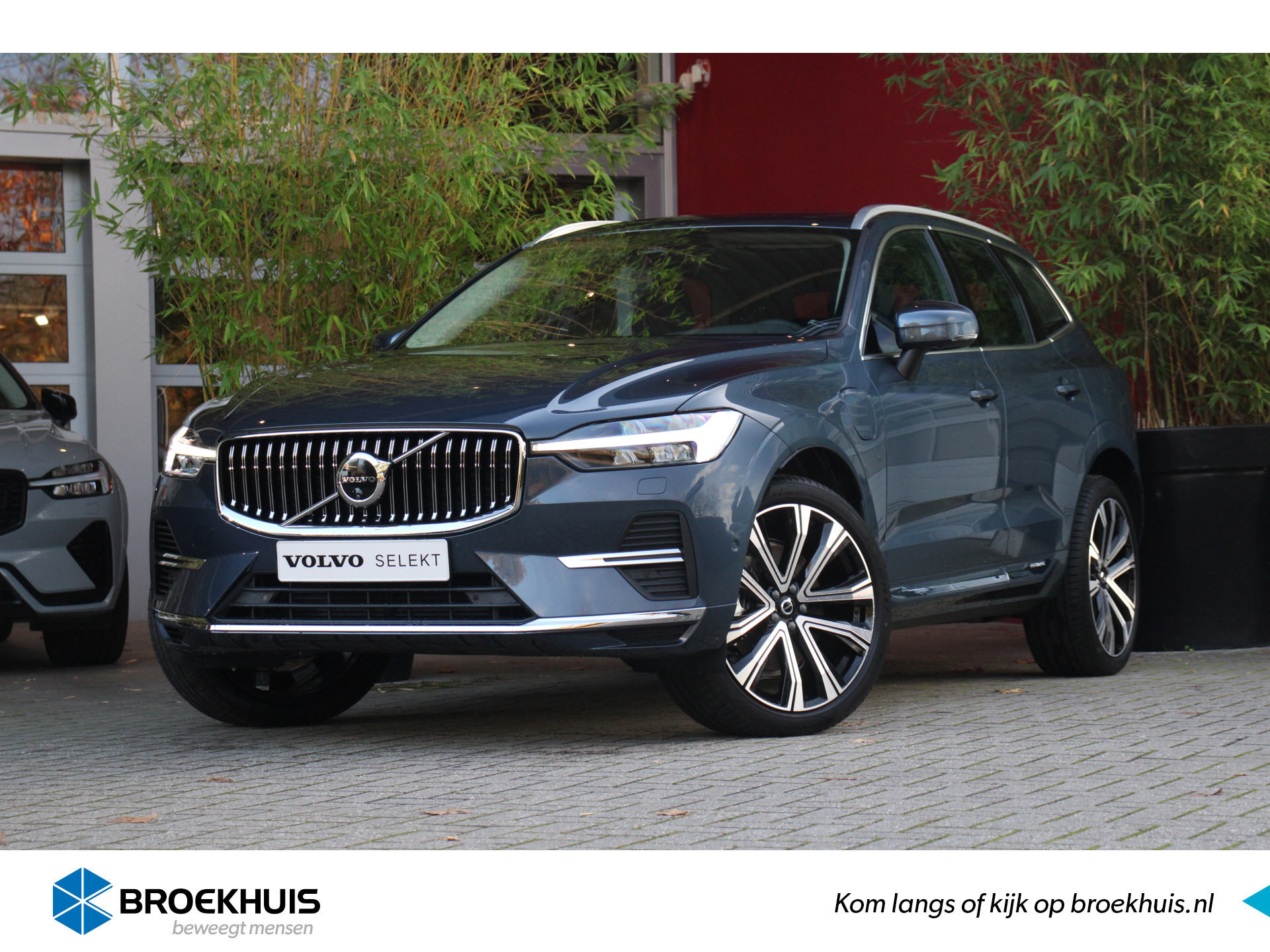 Volvo XC60 2.0 Recharge T6 AWD Plus Bright| Rondom camera| Geheugen voorstoelen| 21 inch wielenset| Panoramadak| Stoel/stuurverwarming