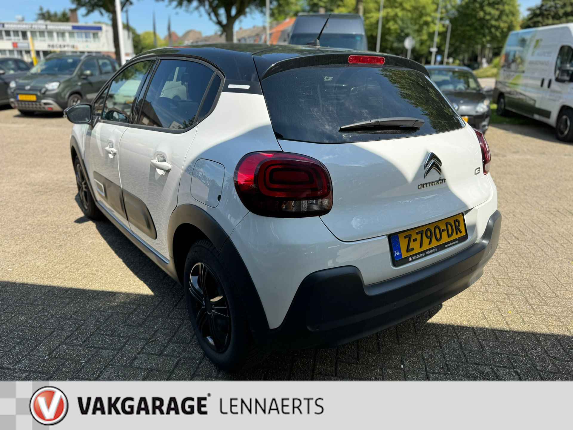 Citroen C3 1.2 PT 110pk Shine Automaat, Rijklaarprijs / 12 mnd garantie - 6/25