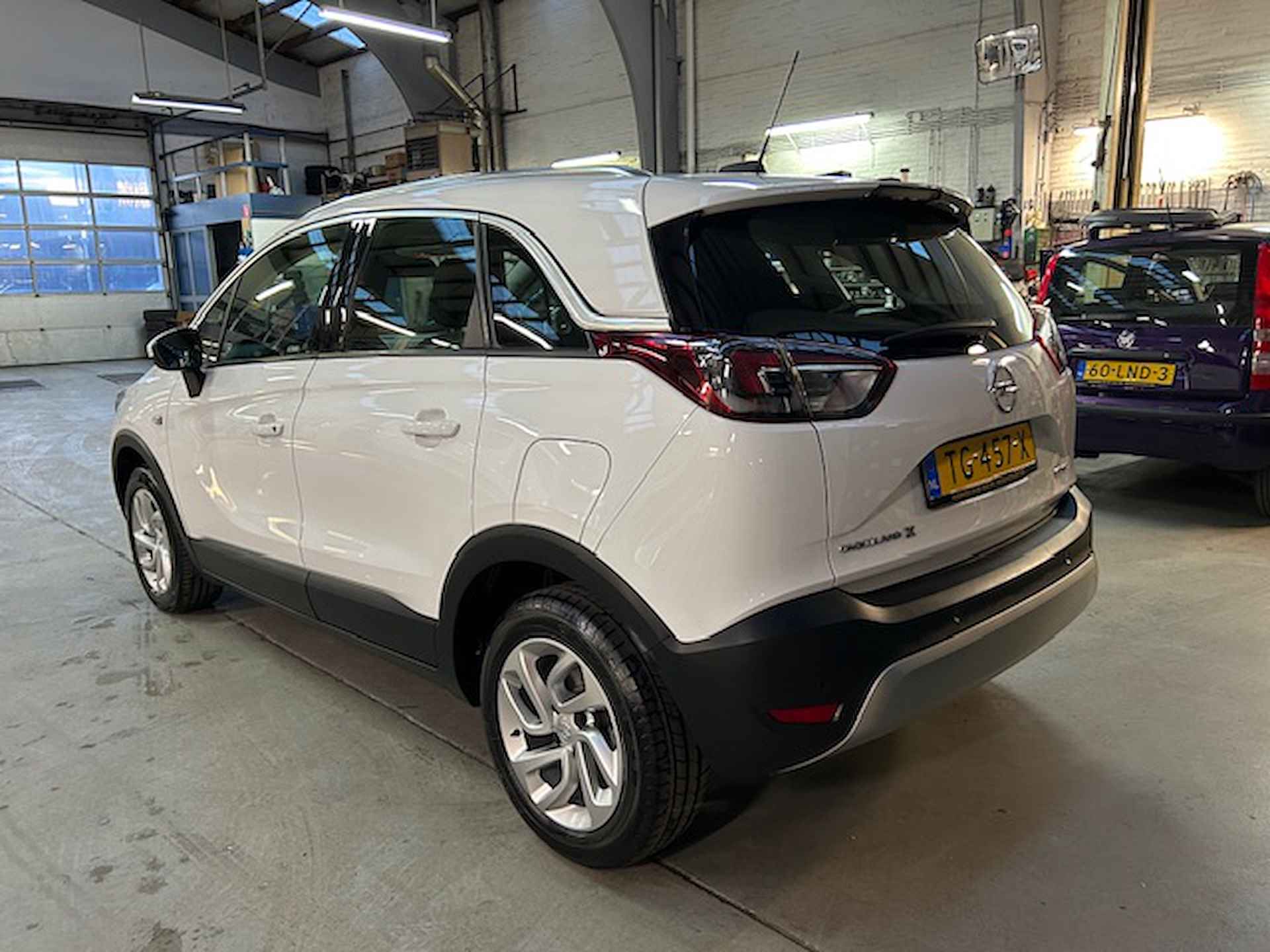 Opel Crossland X 1.2 Turbo 110pk Innovation| Navigatie | Apple carplay / Android auto | keyless | Cruise control | Lm velgen | Climate control | Pdc | Rijklaar prijs! - 5/25