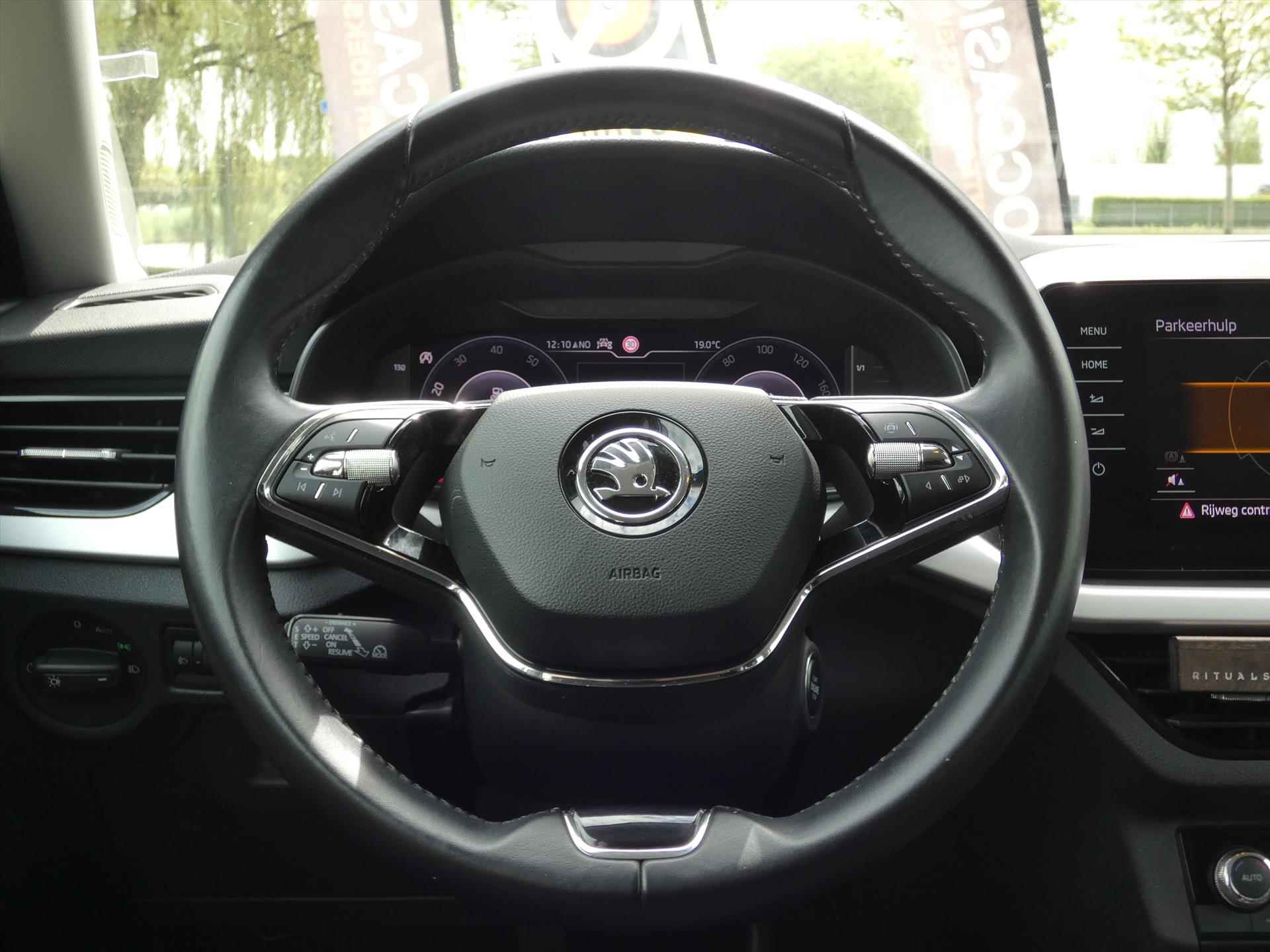 SKODA Kamiq 1.0 TSI Greentech 95pk Active | Virtual | Navigatie | Carplay | Privacy Glas | - 20/39