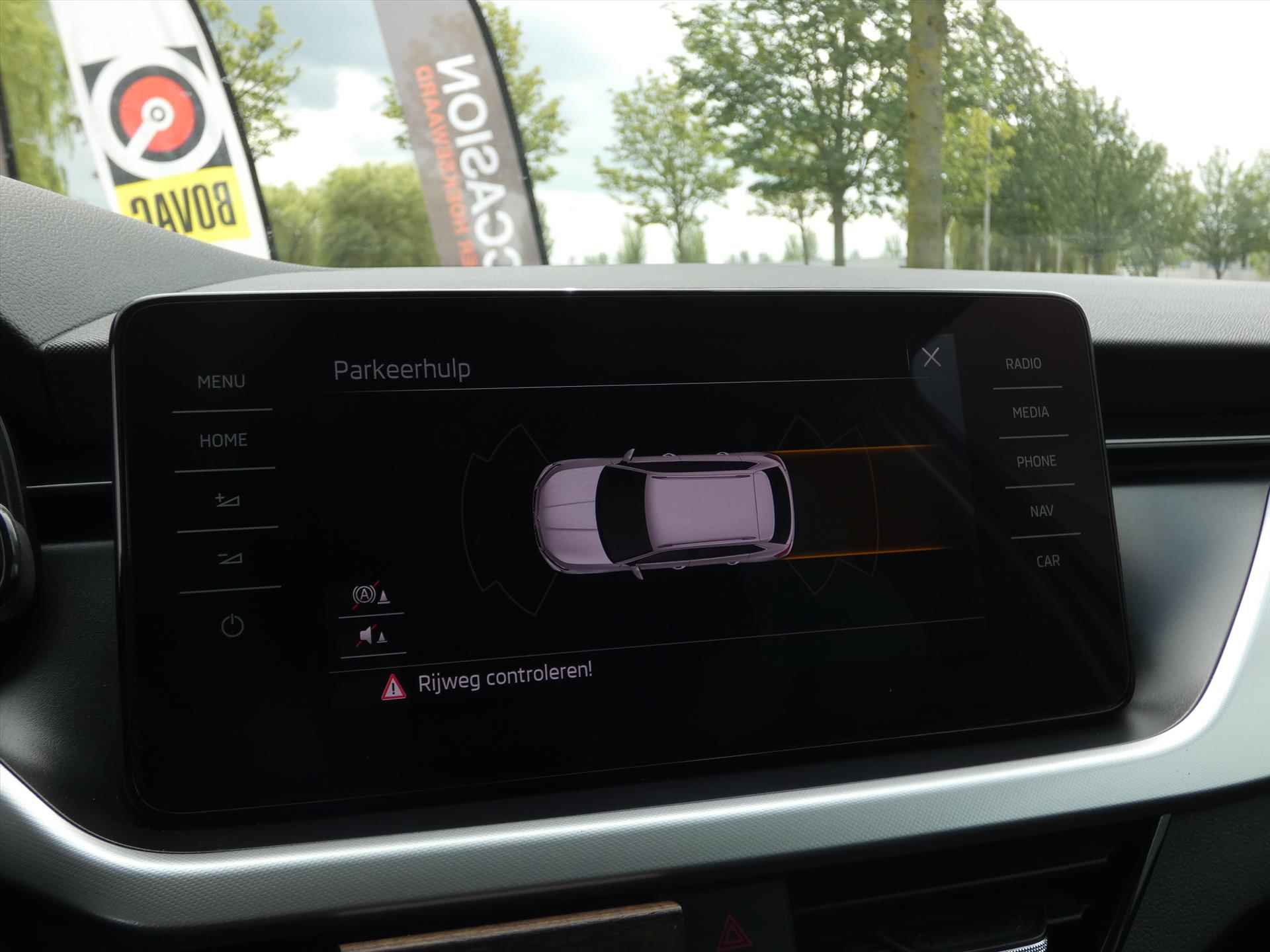 SKODA Kamiq 1.0 TSI Greentech 95pk Active | Virtual | Navigatie | Carplay | Privacy Glas | - 32/39