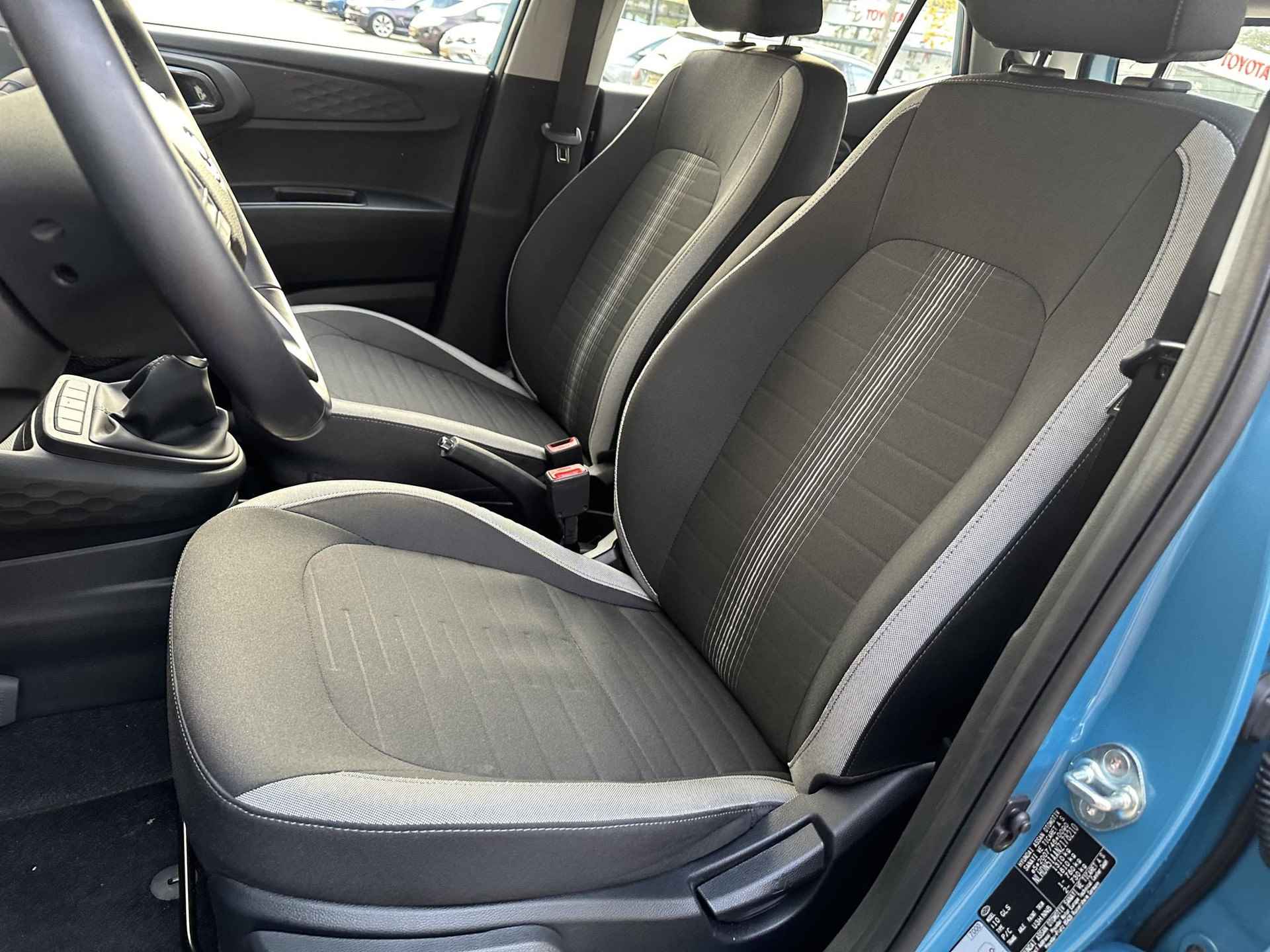 Hyundai i10 1.0 Comfort / Apple carplay Android auto / Airco / Bluetooth / DAB Radio / - 5/32