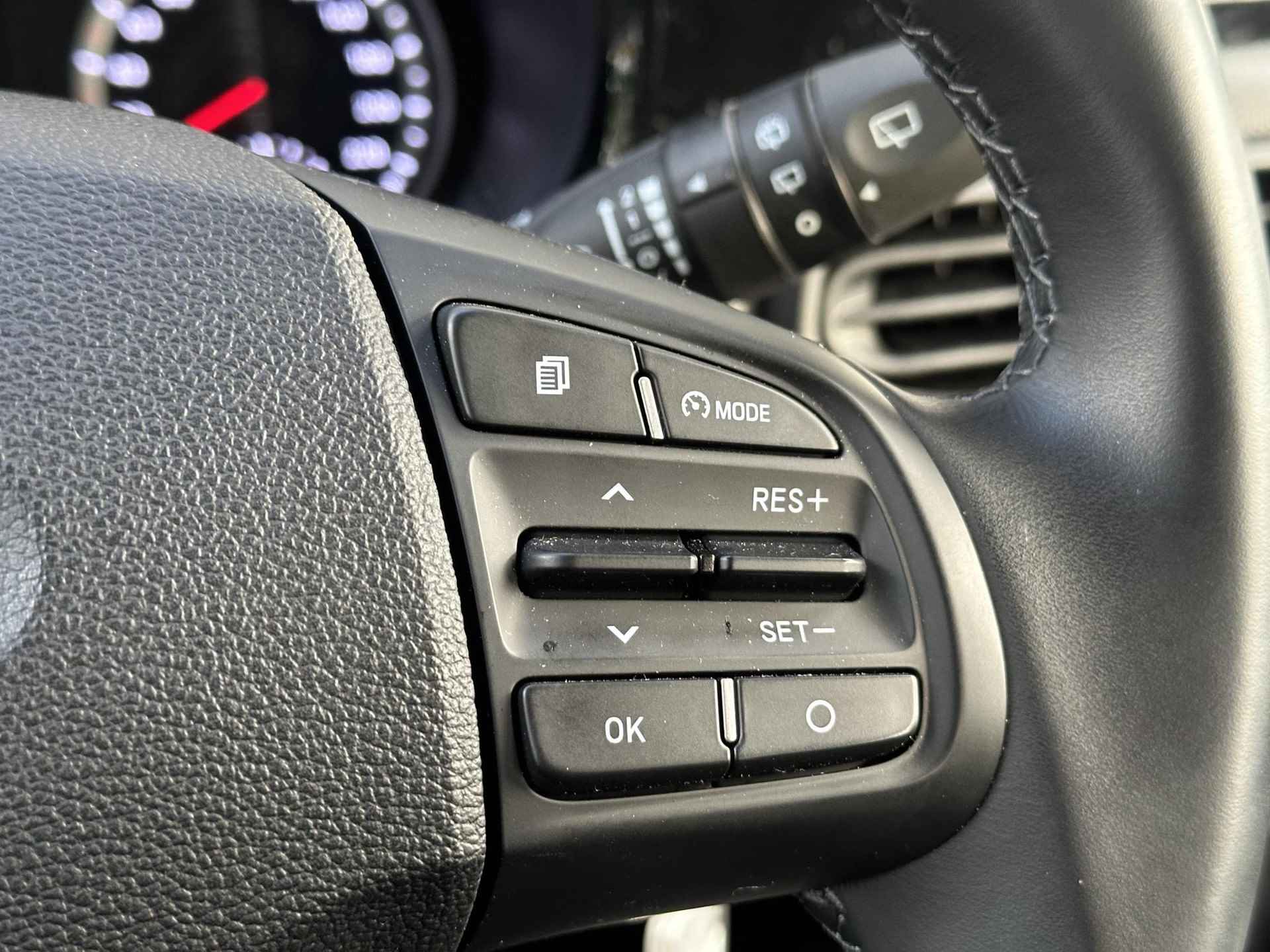 Hyundai i10 1.0 Comfort / Apple carplay Android auto / Airco / Bluetooth / DAB Radio / - 9/32