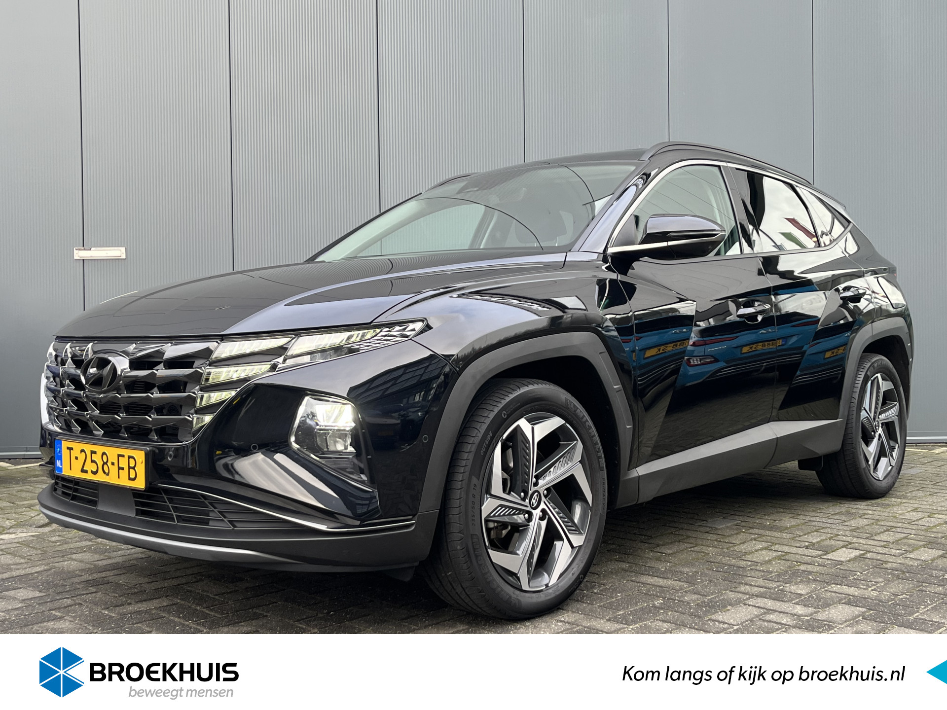 Hyundai Tucson 1.6 T-GDI HEV 230pk Premium Automaat | Leder | Climate | Keyless | Trekhaak | Navigatie | Elek. Klep | Full - Led | 360 Camera |