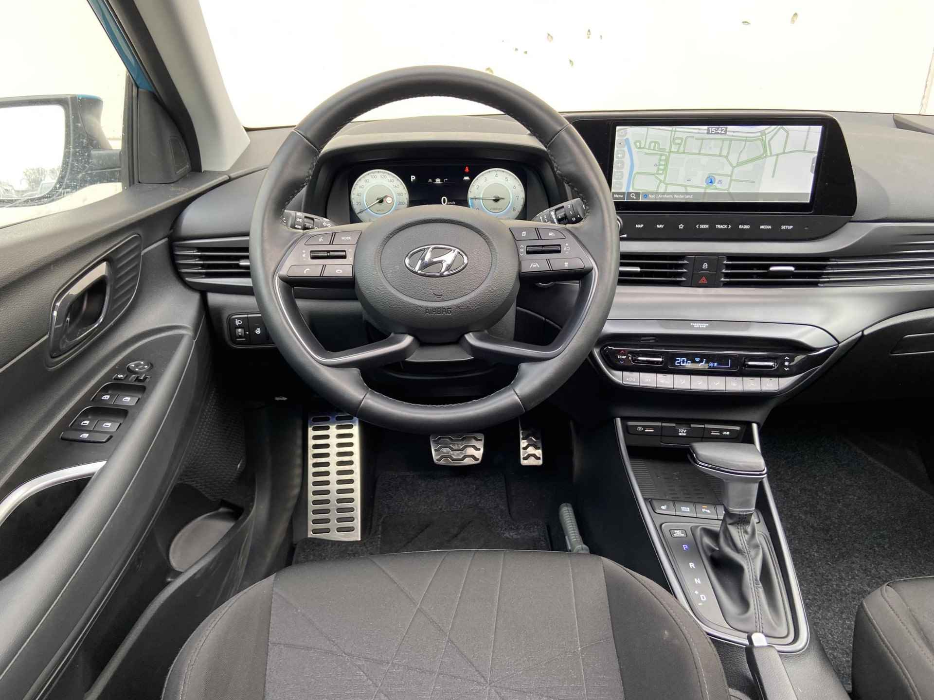 Hyundai Bayon 1.0 T-GDI Premium / Adaptieve CC / Open dak / Stoel en Stuurwiel verwarming / Automaat / - 16/42