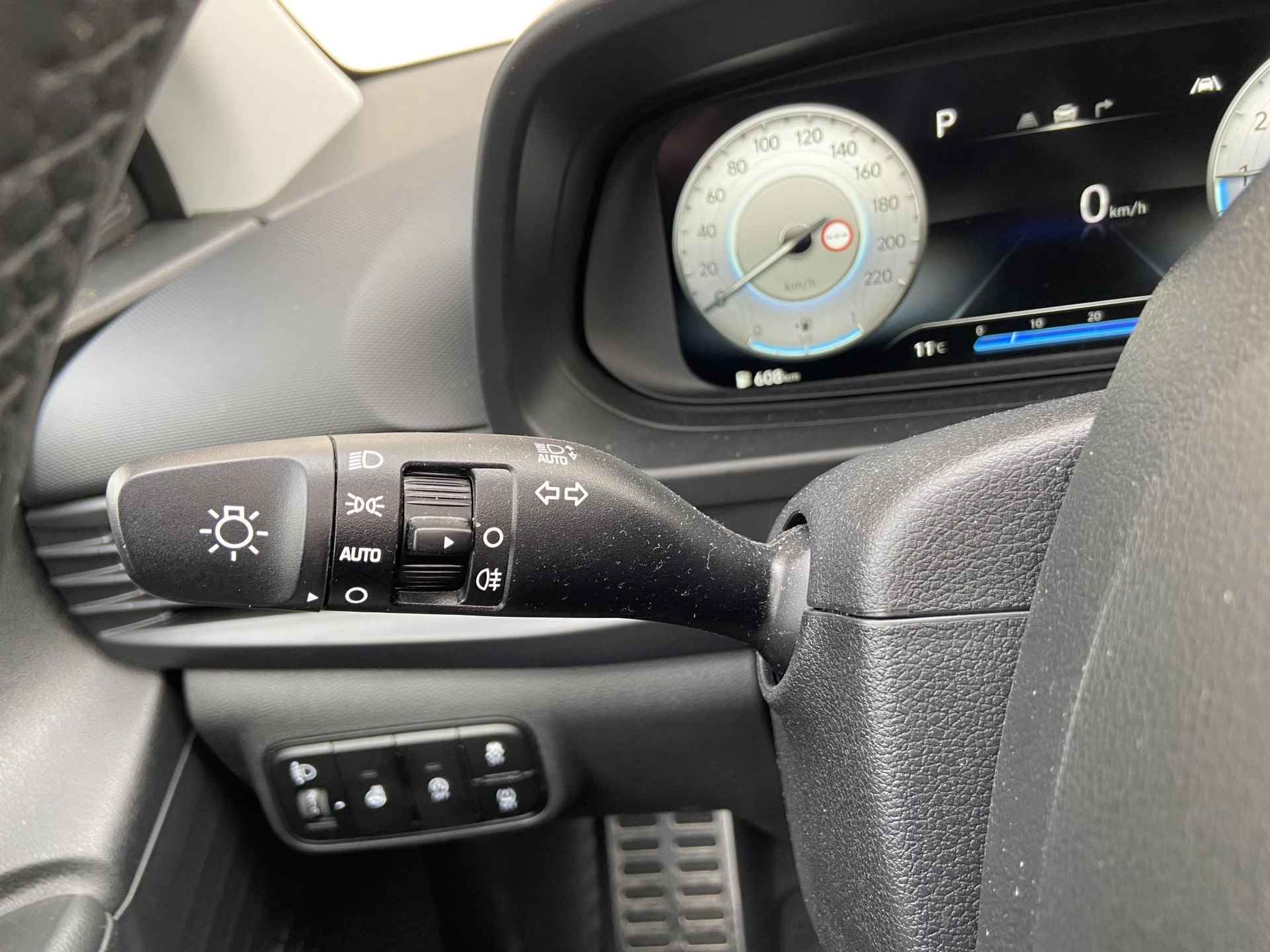 Hyundai Bayon 1.0 T-GDI Premium / Adaptieve CC / Open dak / Stoel en Stuurwiel verwarming / Automaat / - 26/42