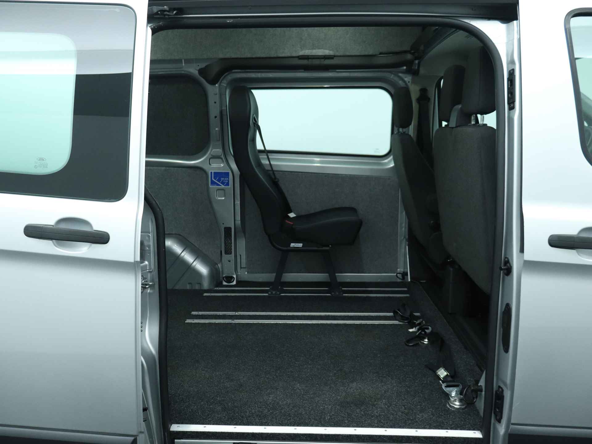 Ford Transit Custom 270 2.2 TDCI L1H2 Trend Lift geschikt voor scootmobiel rolstoel - 6/28