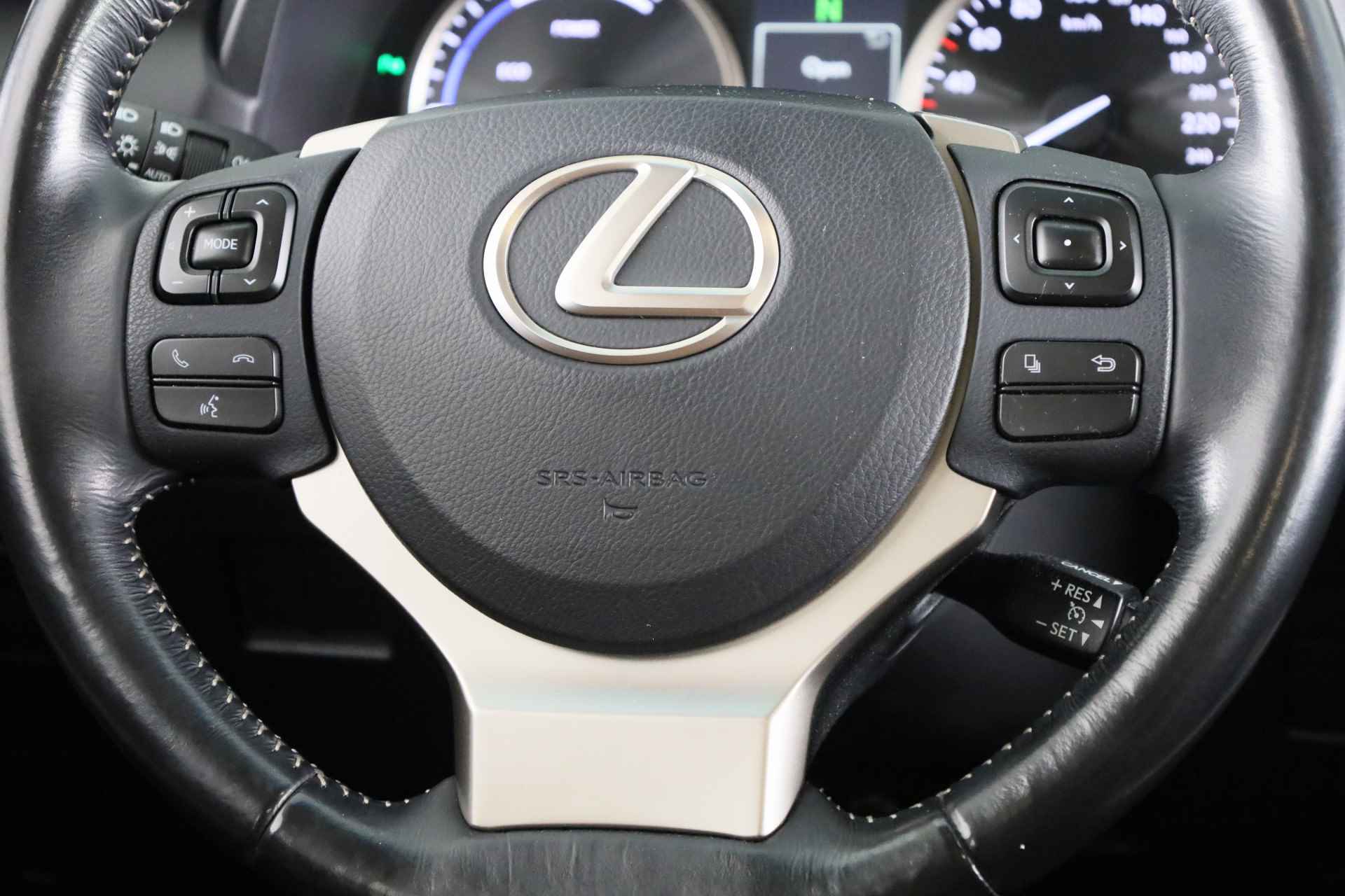 Lexus NX 300h Business Line Pro | Beige Leder | Navigatie | Parkeercamera | - 22/43